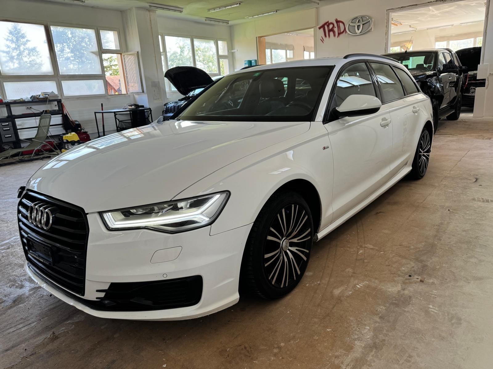 AUDI A6 Avant 2.0 TFSI quattro S-tronic