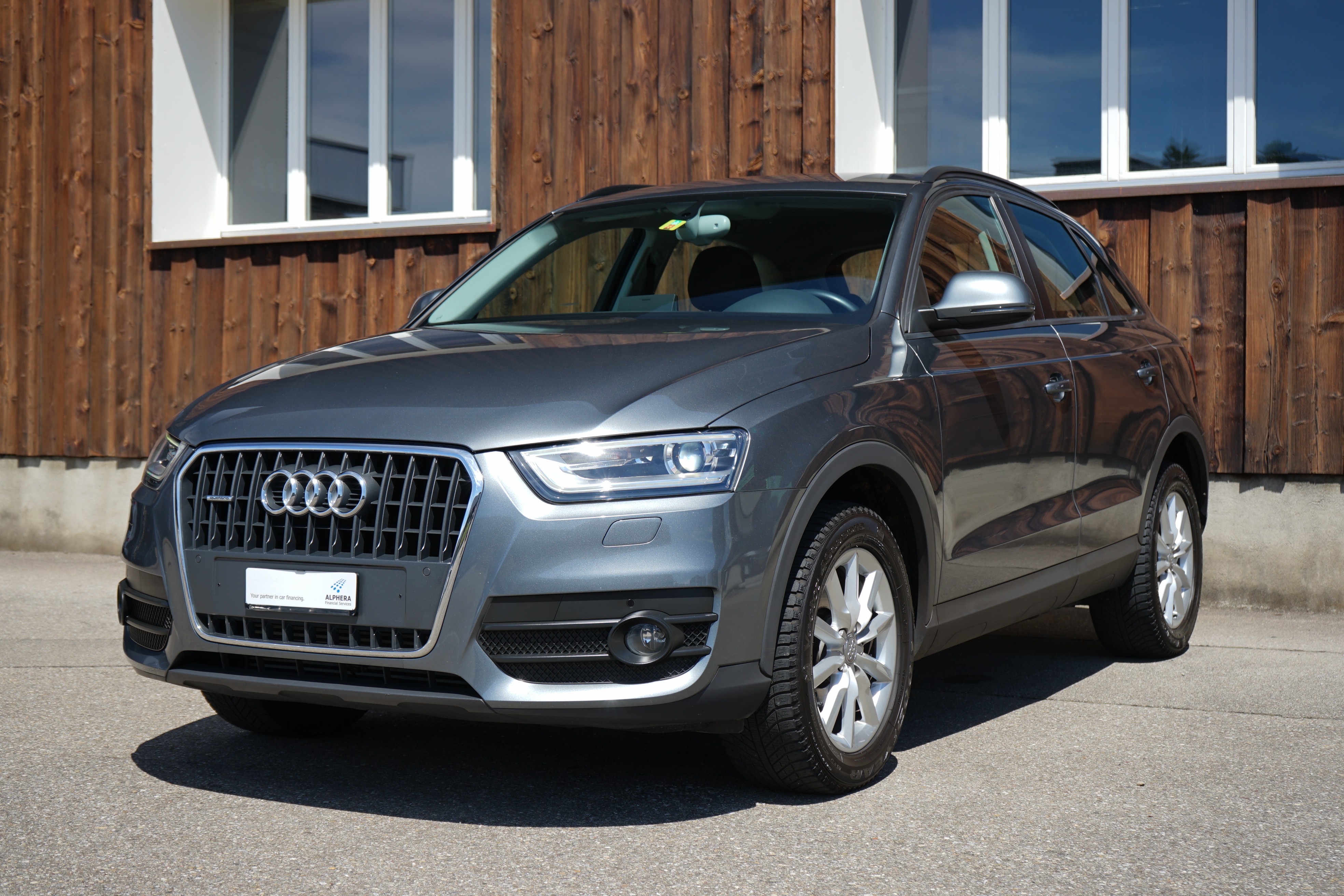 AUDI Q3 2.0 TFSI quattro S-tronic