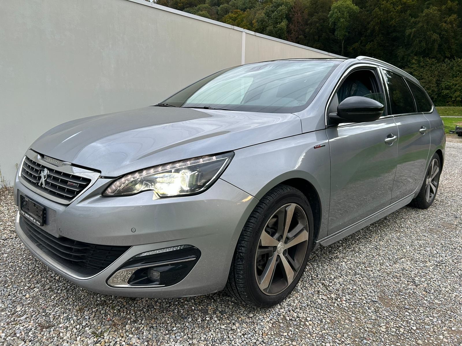 PEUGEOT 308 SW 1.2 THP GT Line Automatic