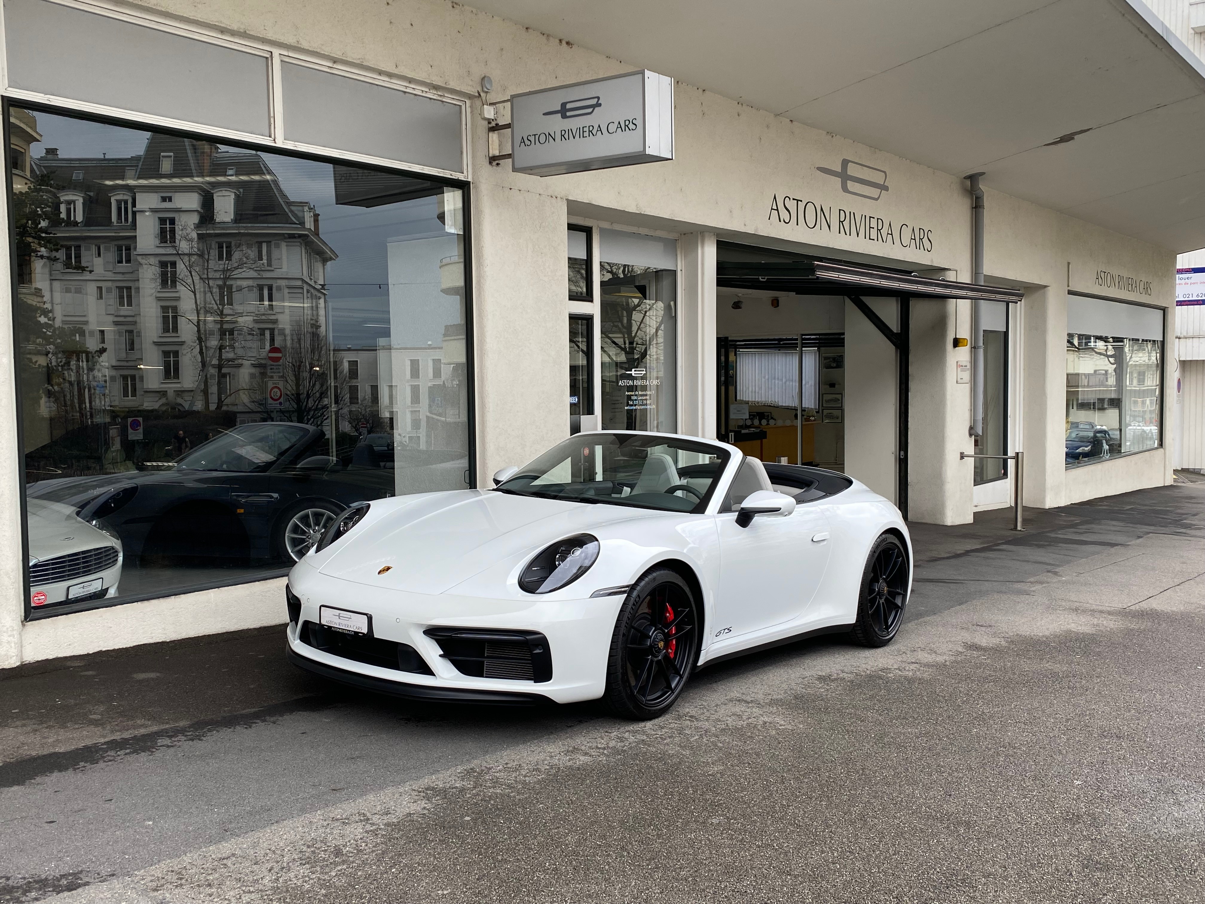 PORSCHE 911 Carrera 4 GTS Cabriolet PDK