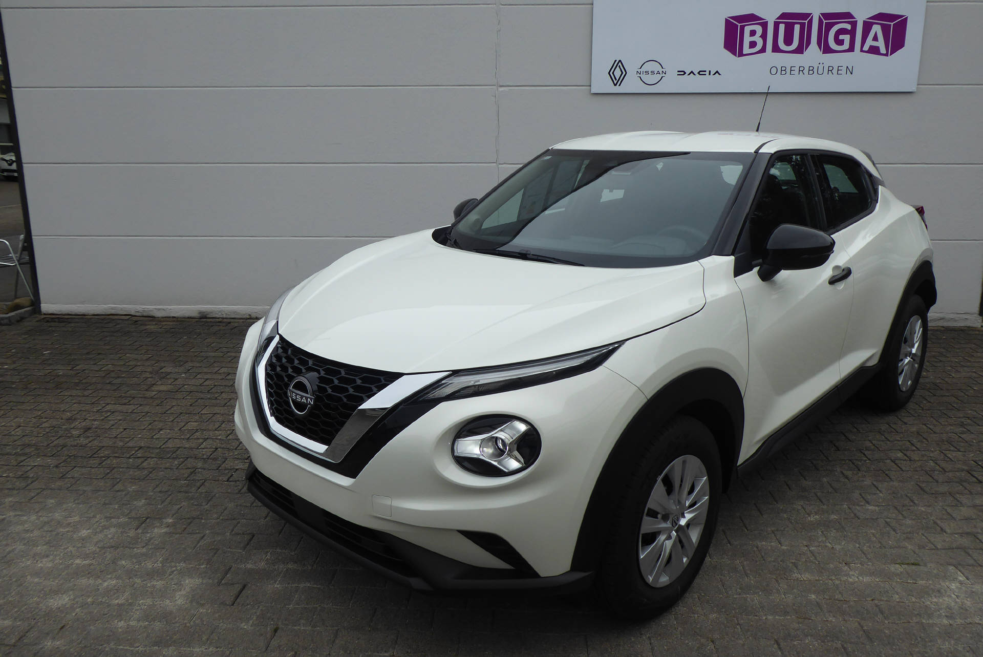 NISSAN Juke 1.0 DIG-T visia