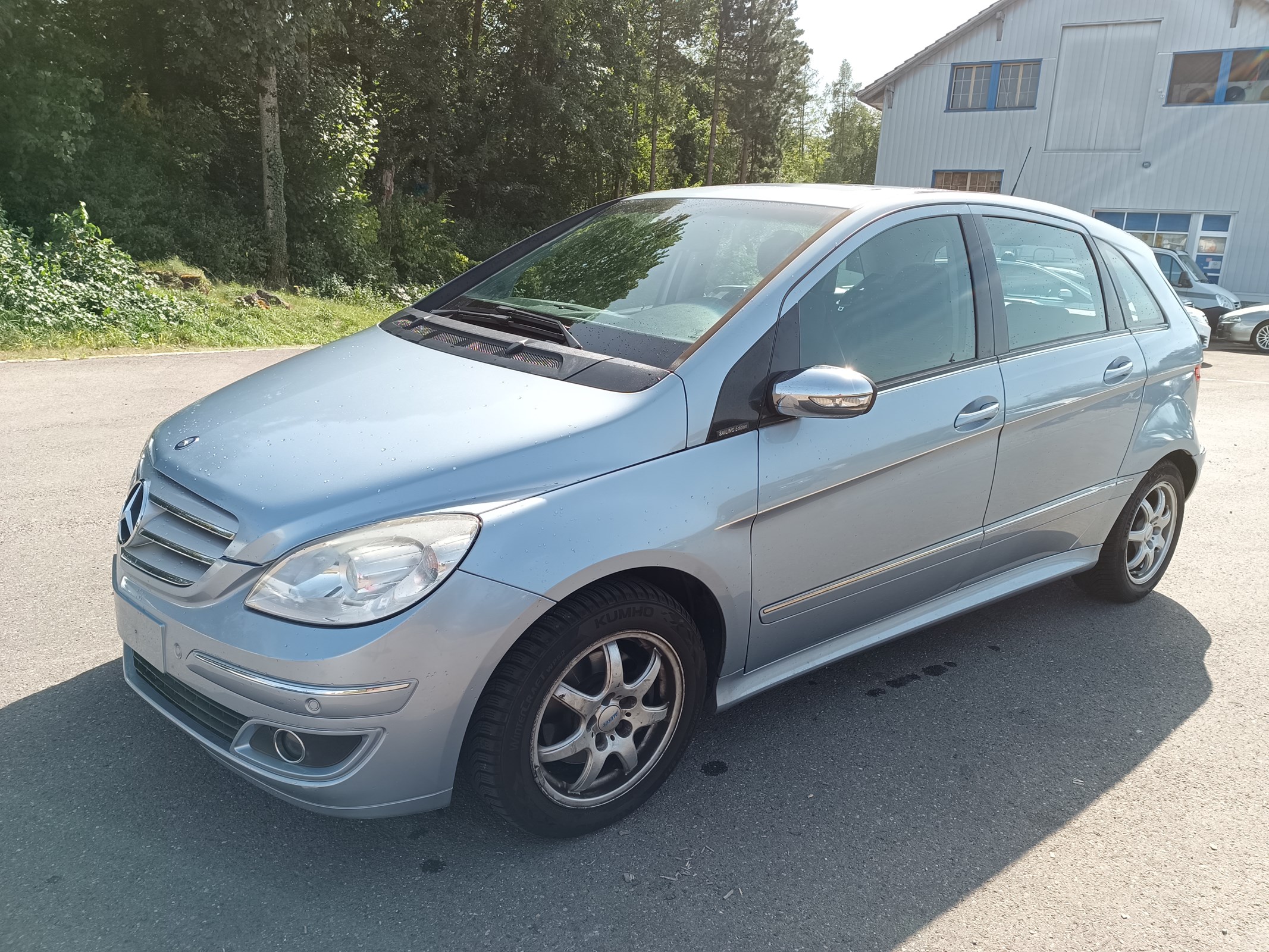 MERCEDES-BENZ B 200 Automat