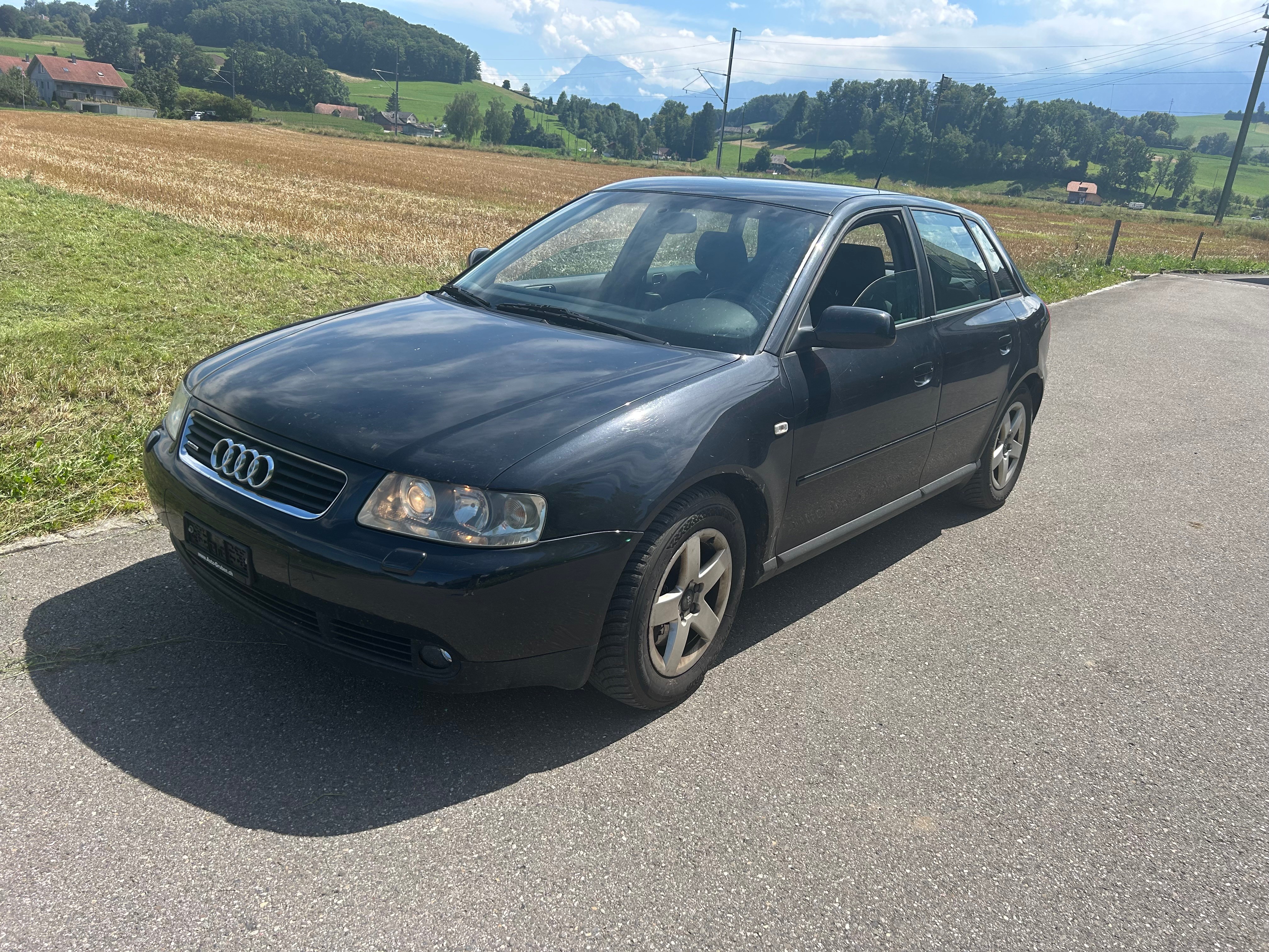 AUDI A3 1.8 T quattro Attraction