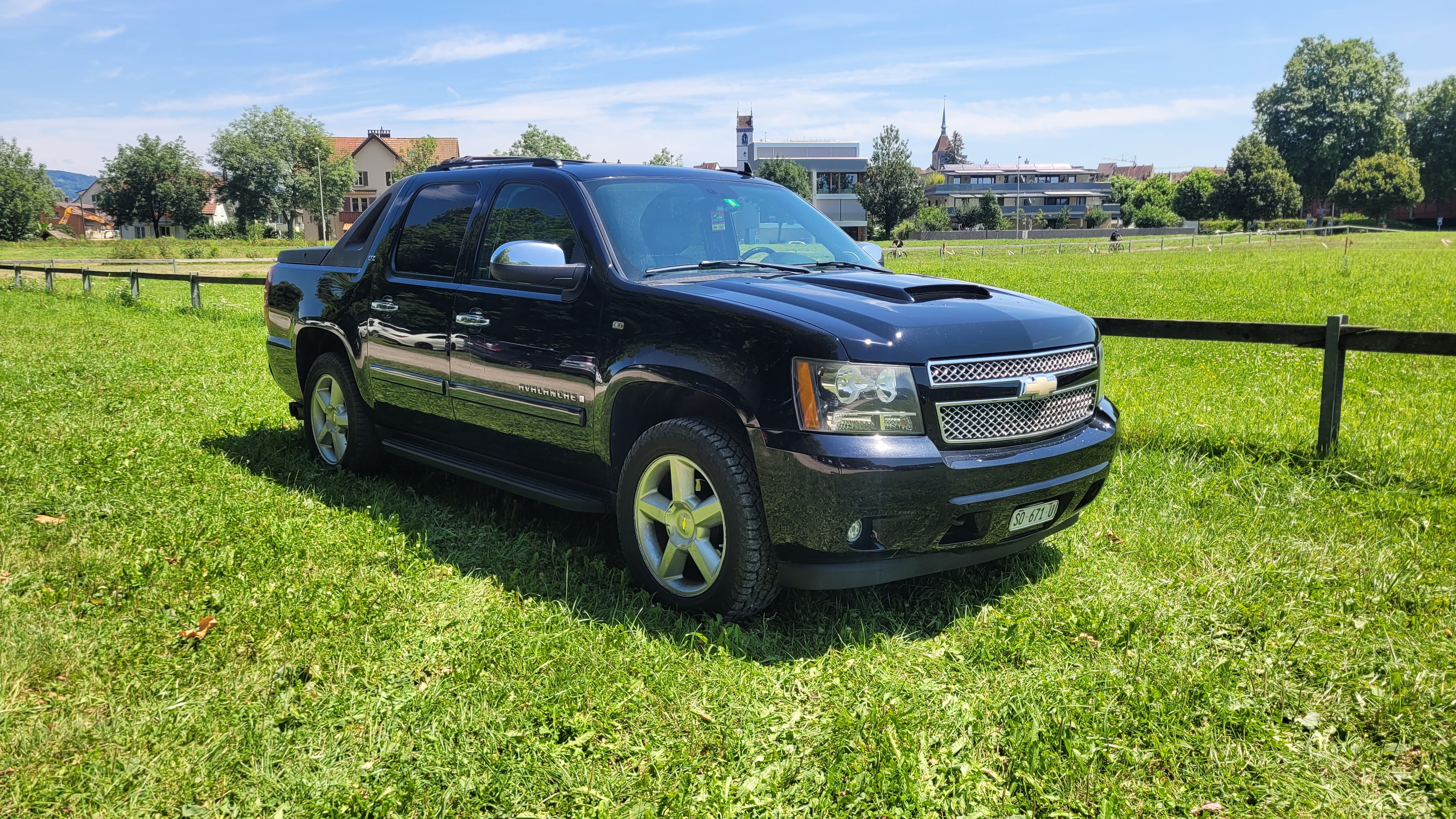 CHEVROLET AVALANCHE LTZ 5.3