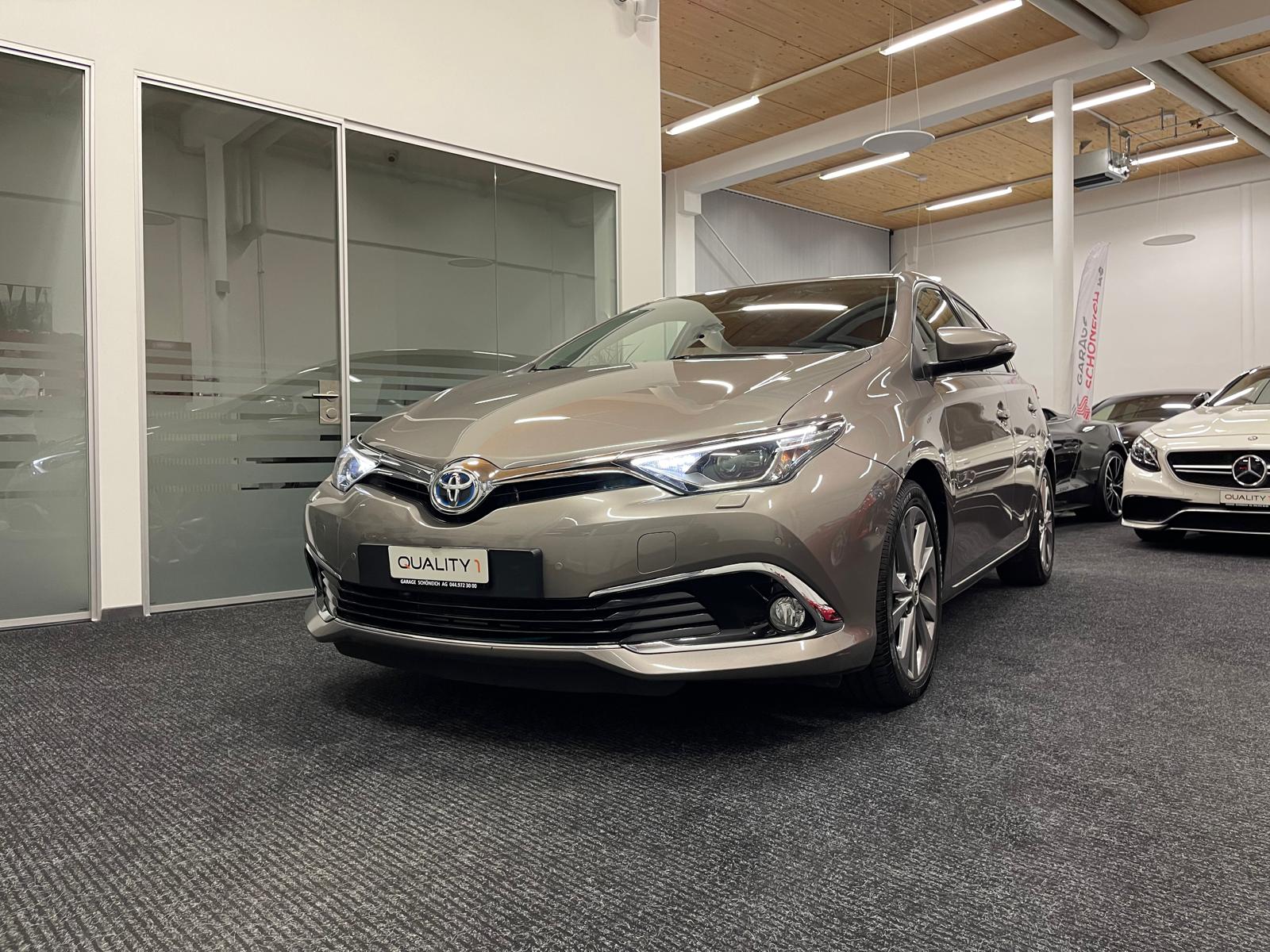 TOYOTA Auris 1.8 HSD Luna e-CVT