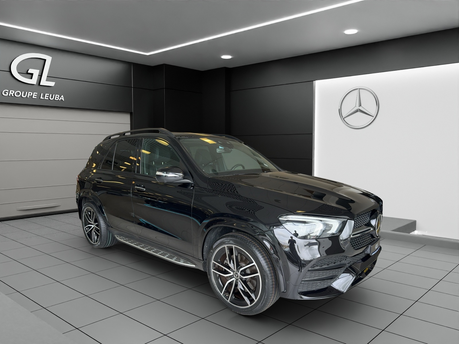 MERCEDES-BENZ GLE 300 d AMG Line 4Matic