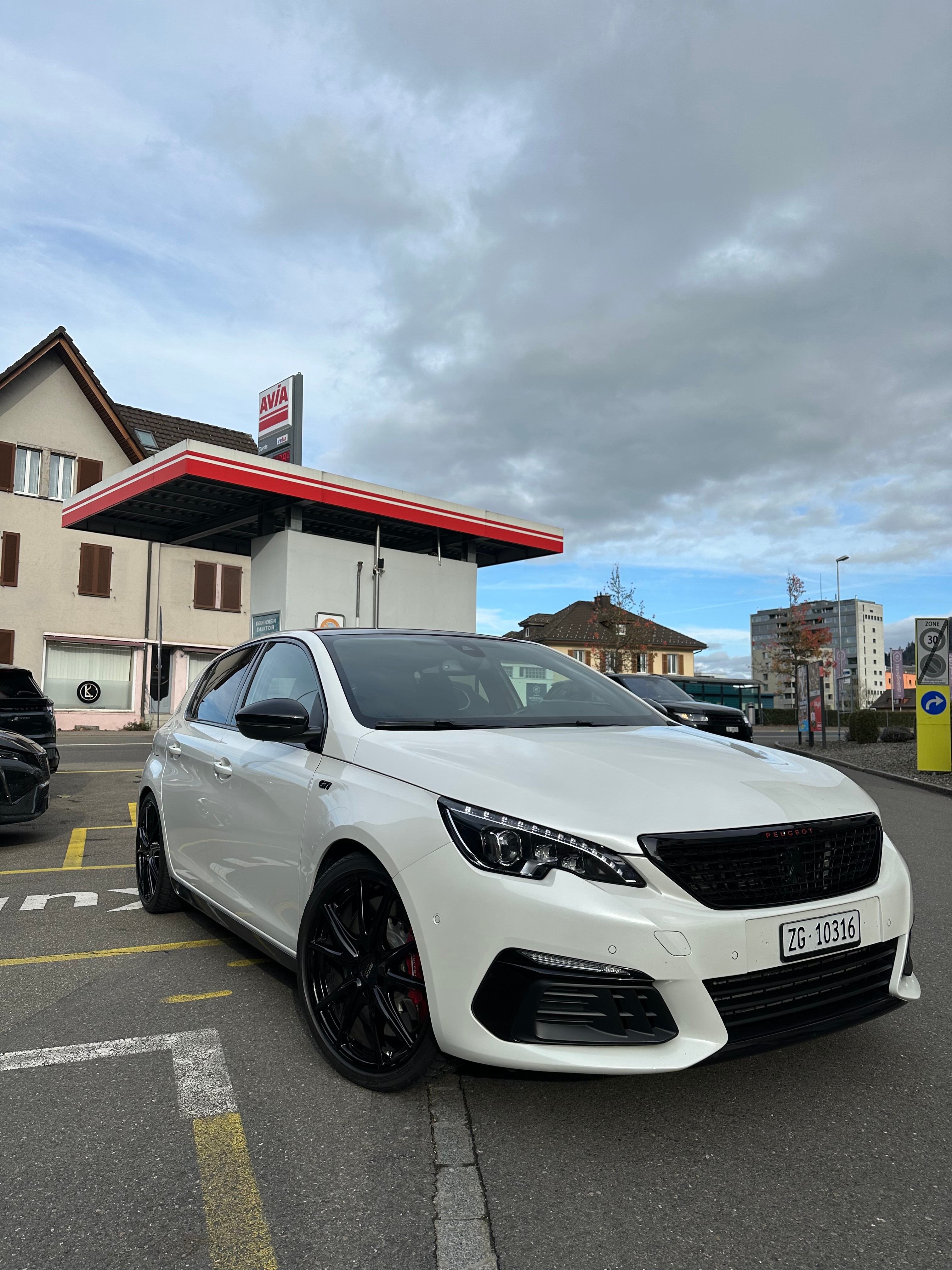 PEUGEOT 308 1.6 THP GTi