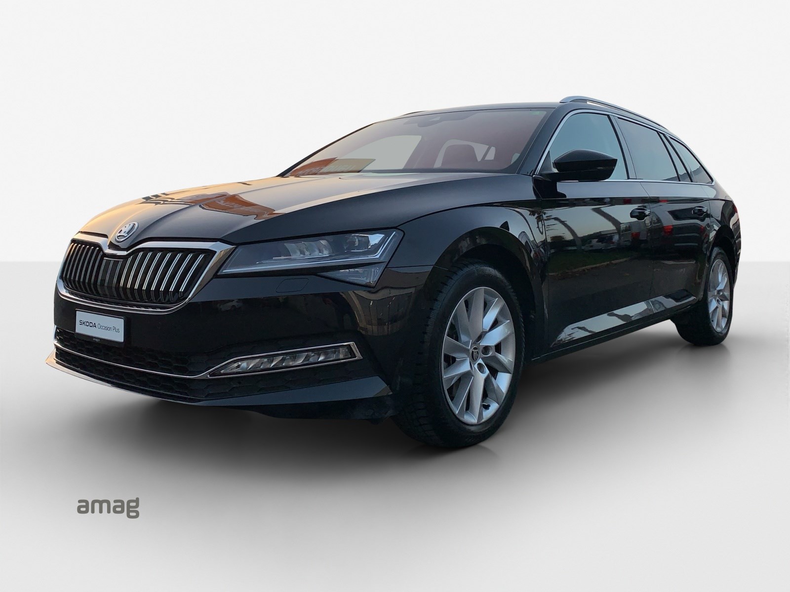 SKODA Superb Combi 2.0 TDi Style 4x4 DSG