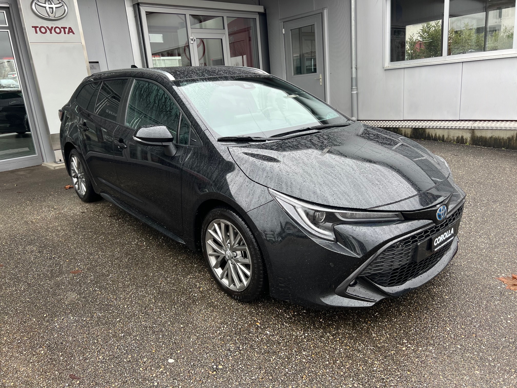 TOYOTA Corolla Touring Sports 1.8 HSD Trend e-CVT