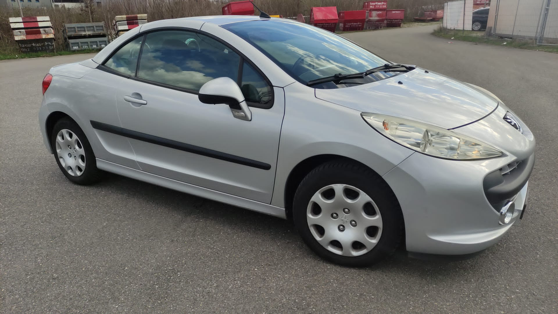 PEUGEOT 207 CC 1.6 16V Platinium Edition Automatic