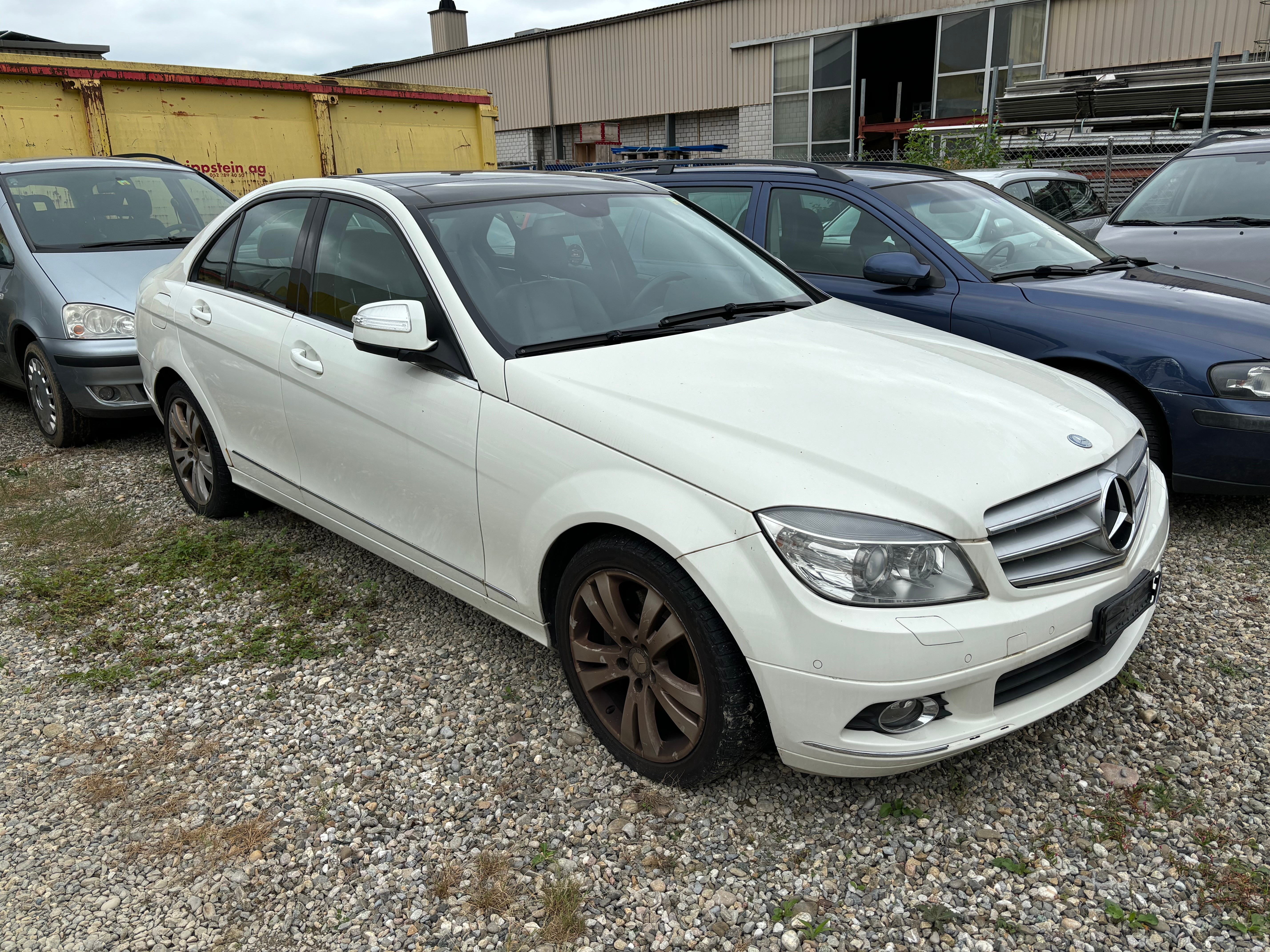 MERCEDES-BENZ C 320