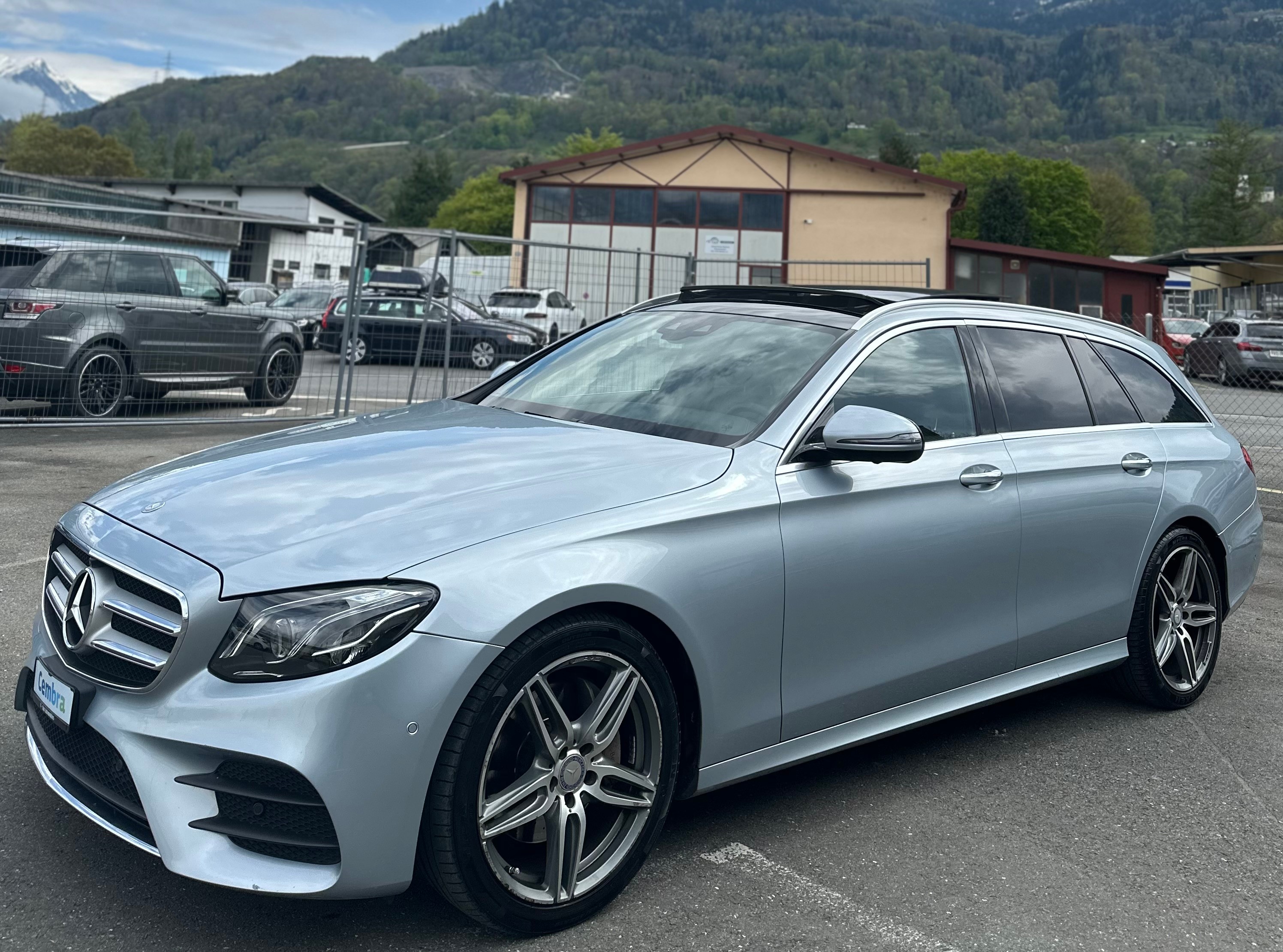 MERCEDES-BENZ E 220 d AMG Line 9G-Tronic