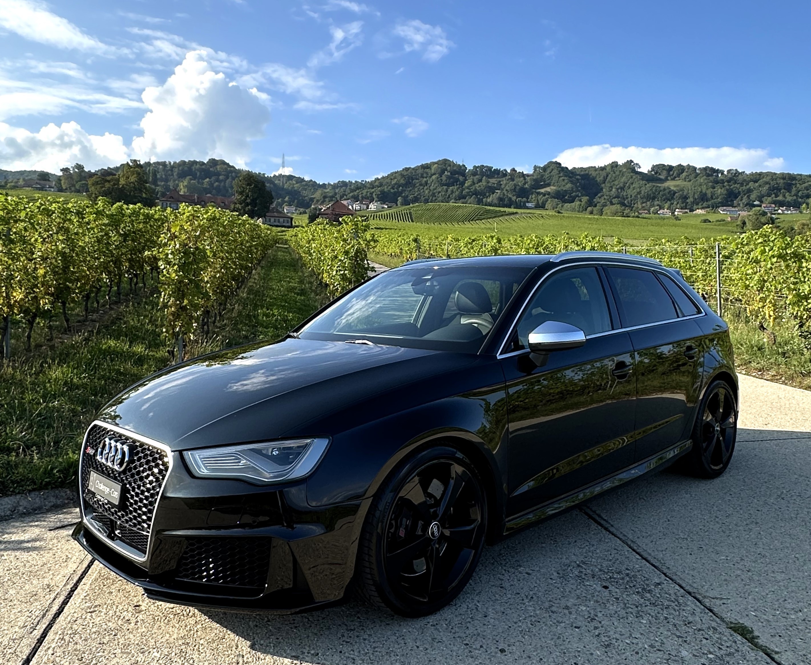 AUDI RS3 2.5 TSI quattro S-tronic