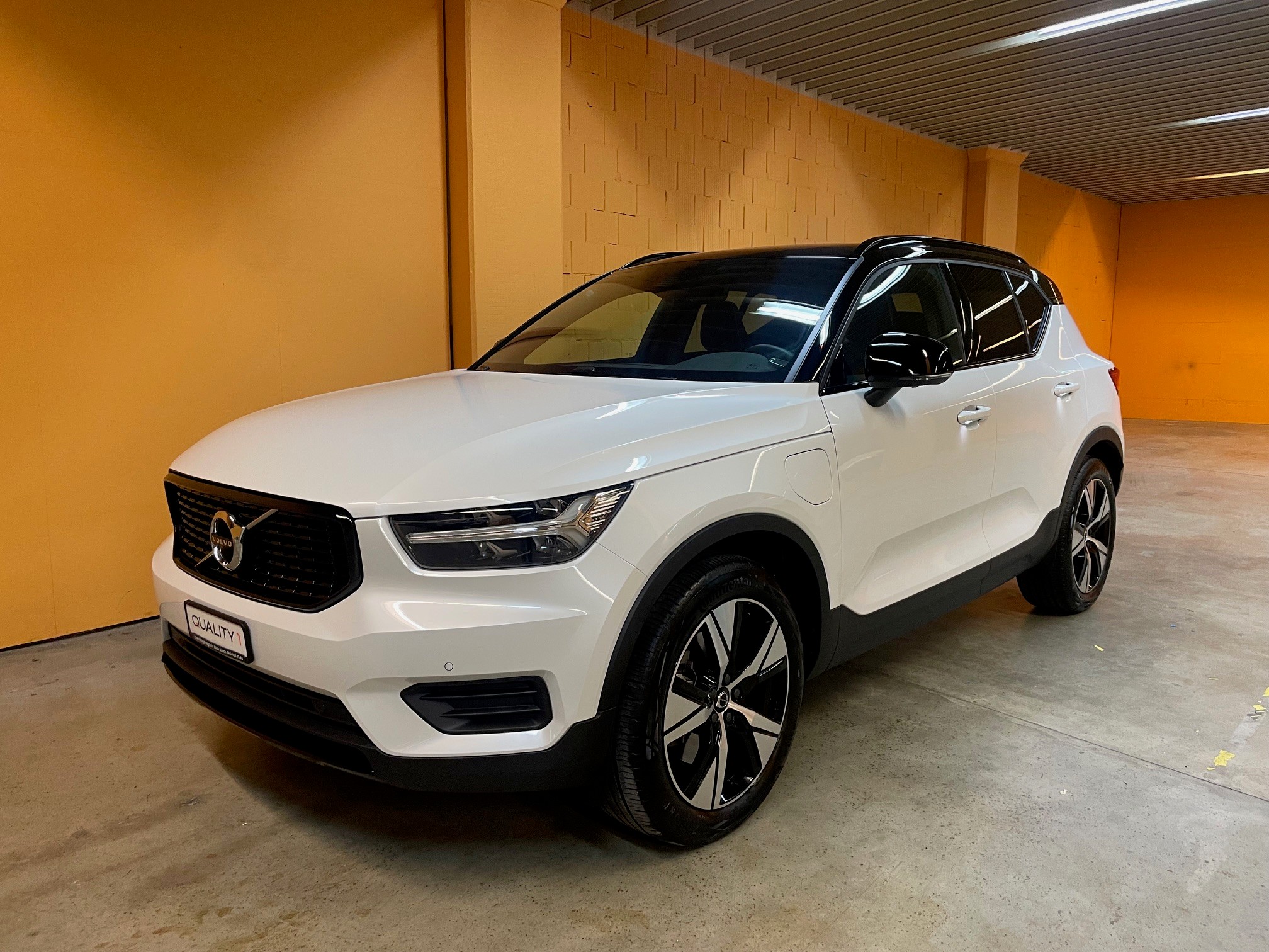 VOLVO XC40 T4 TwER-Design