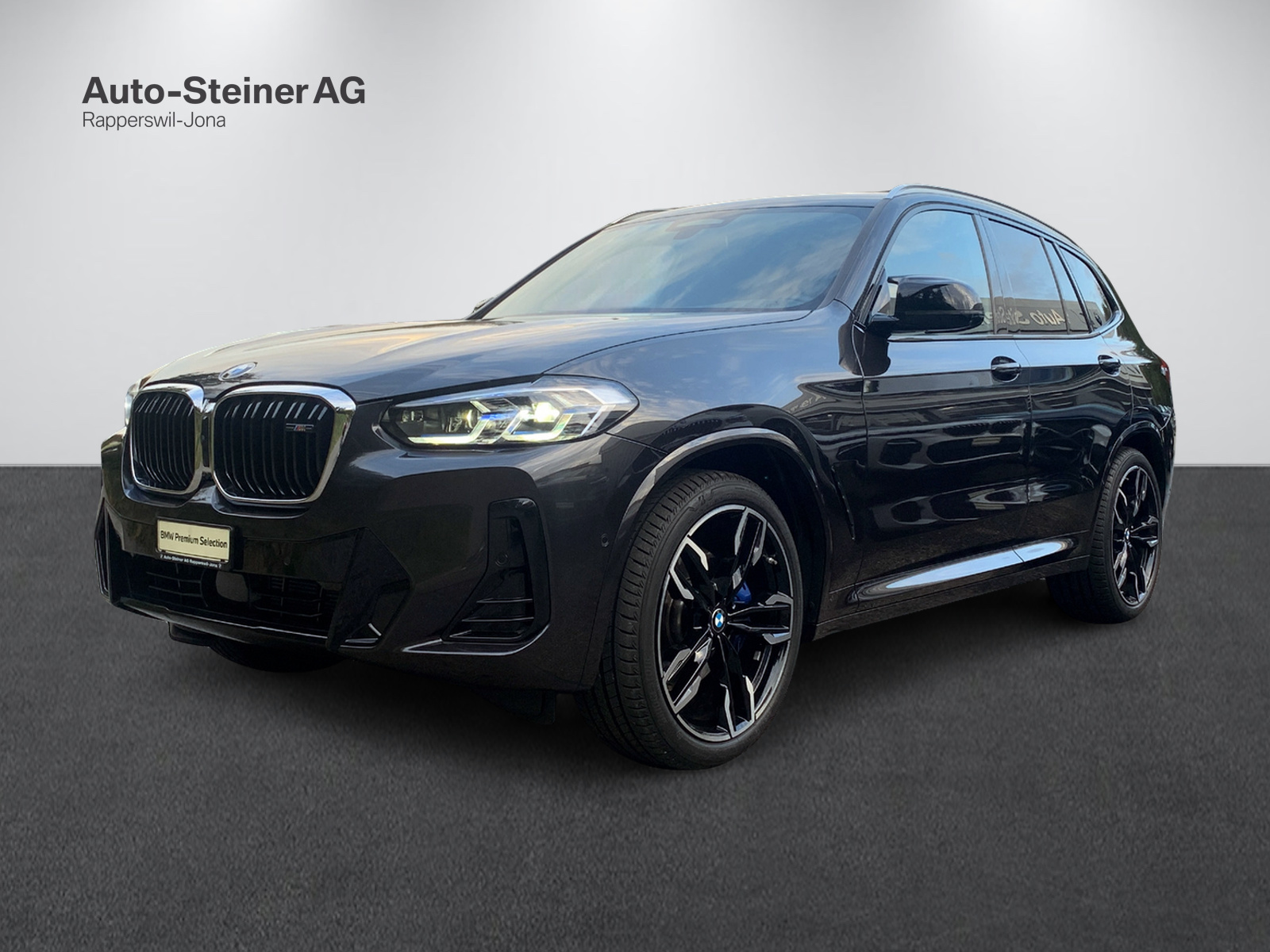 BMW X3 M40i Travel