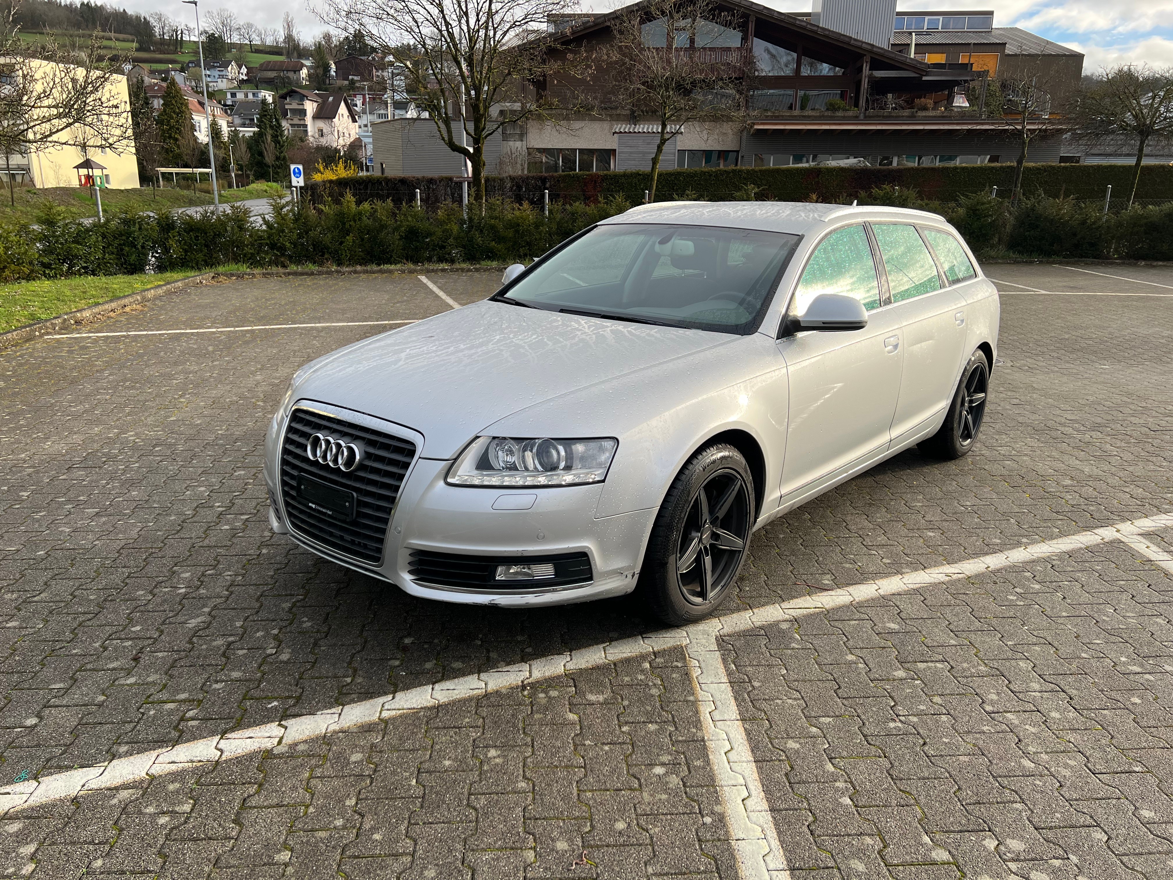 AUDI A6 Avant 2.7 V6 TDI quattro tiptronic