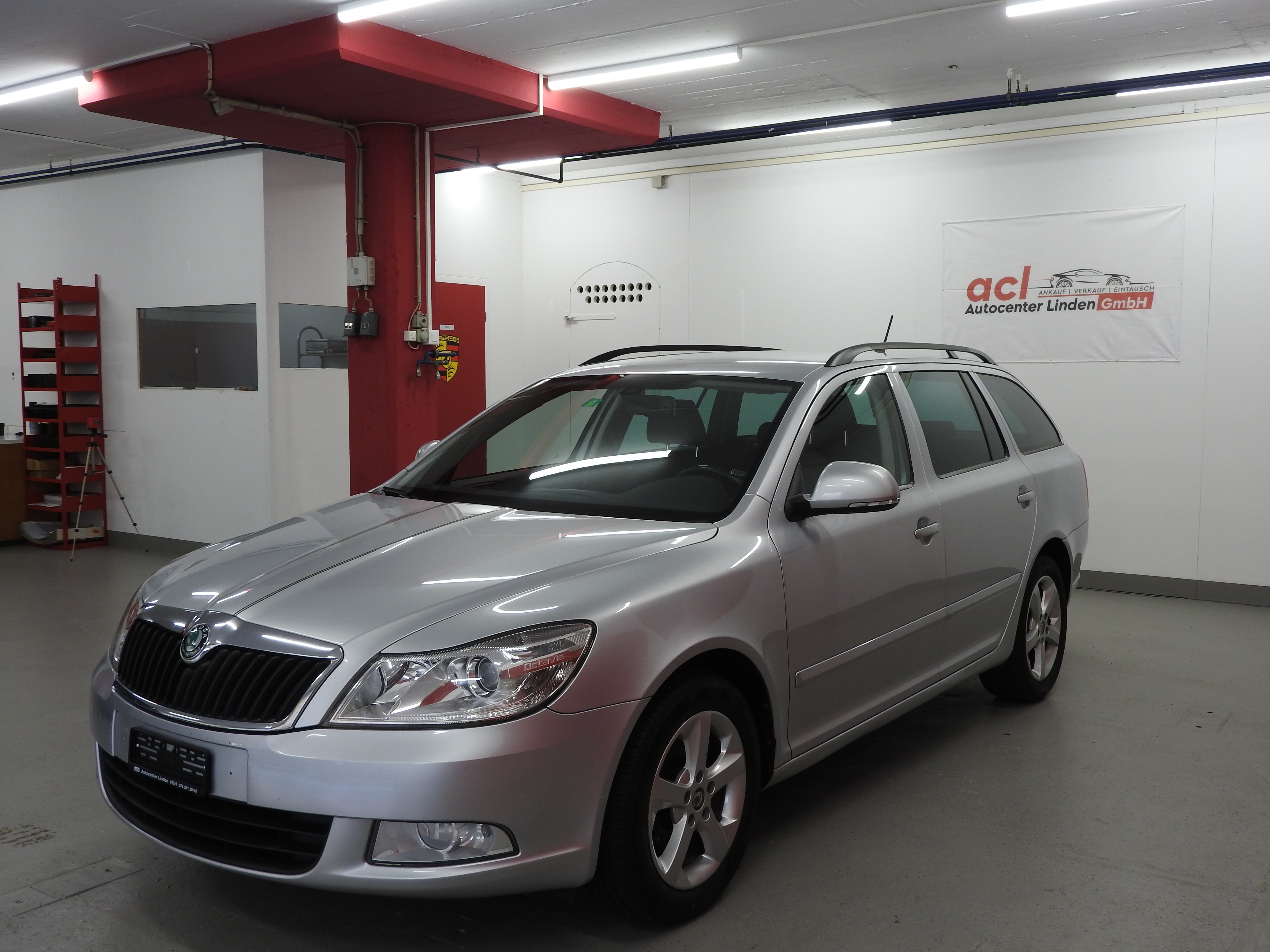 SKODA Octavia Combi 1.2 TSI Ambiente frisch ab MFK, Servicgepflegt 8 fach berädert Garantie ivm.