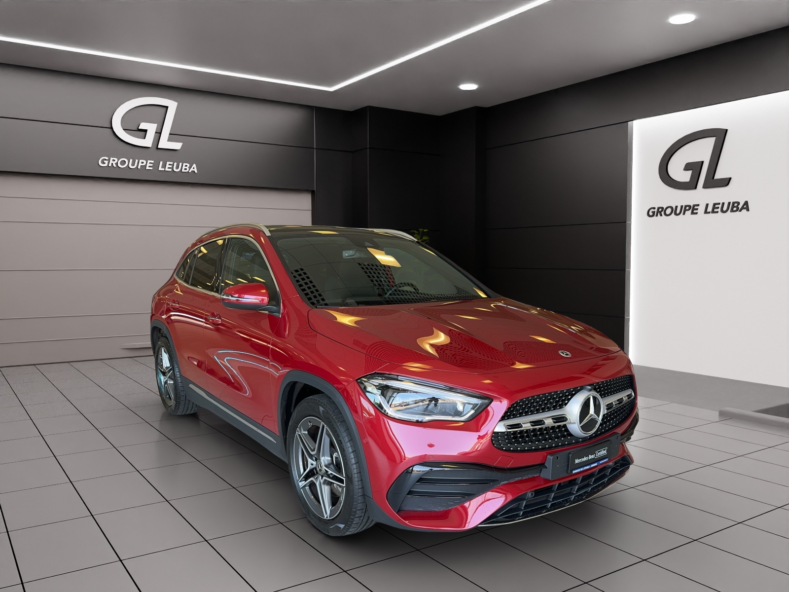 MERCEDES-BENZ GLA 200 AMG Line