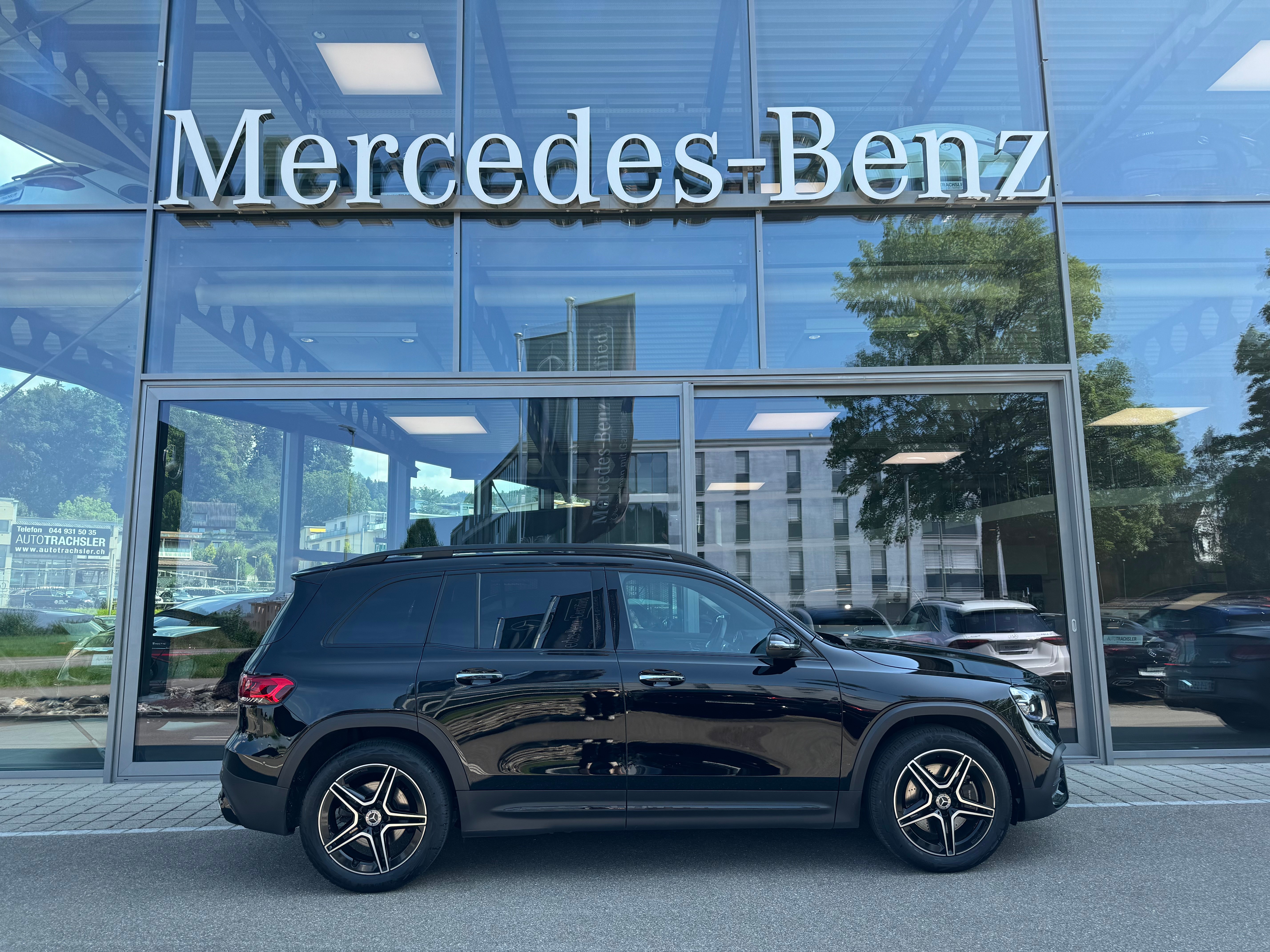 MERCEDES-BENZ GLB 220 d 4Matic AMG Line 8G-Tronic