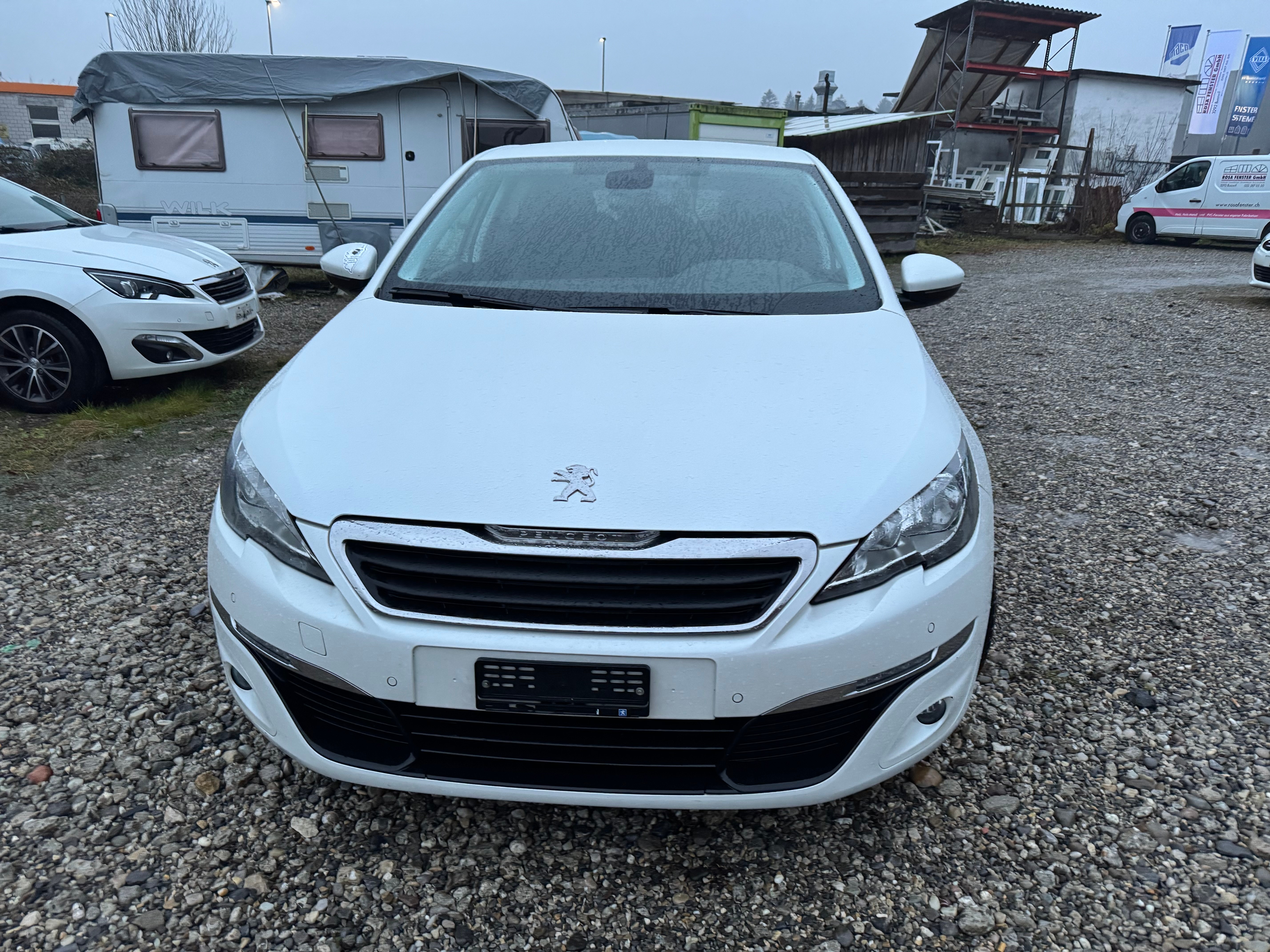 PEUGEOT 308 1.2 THP Style Automatic