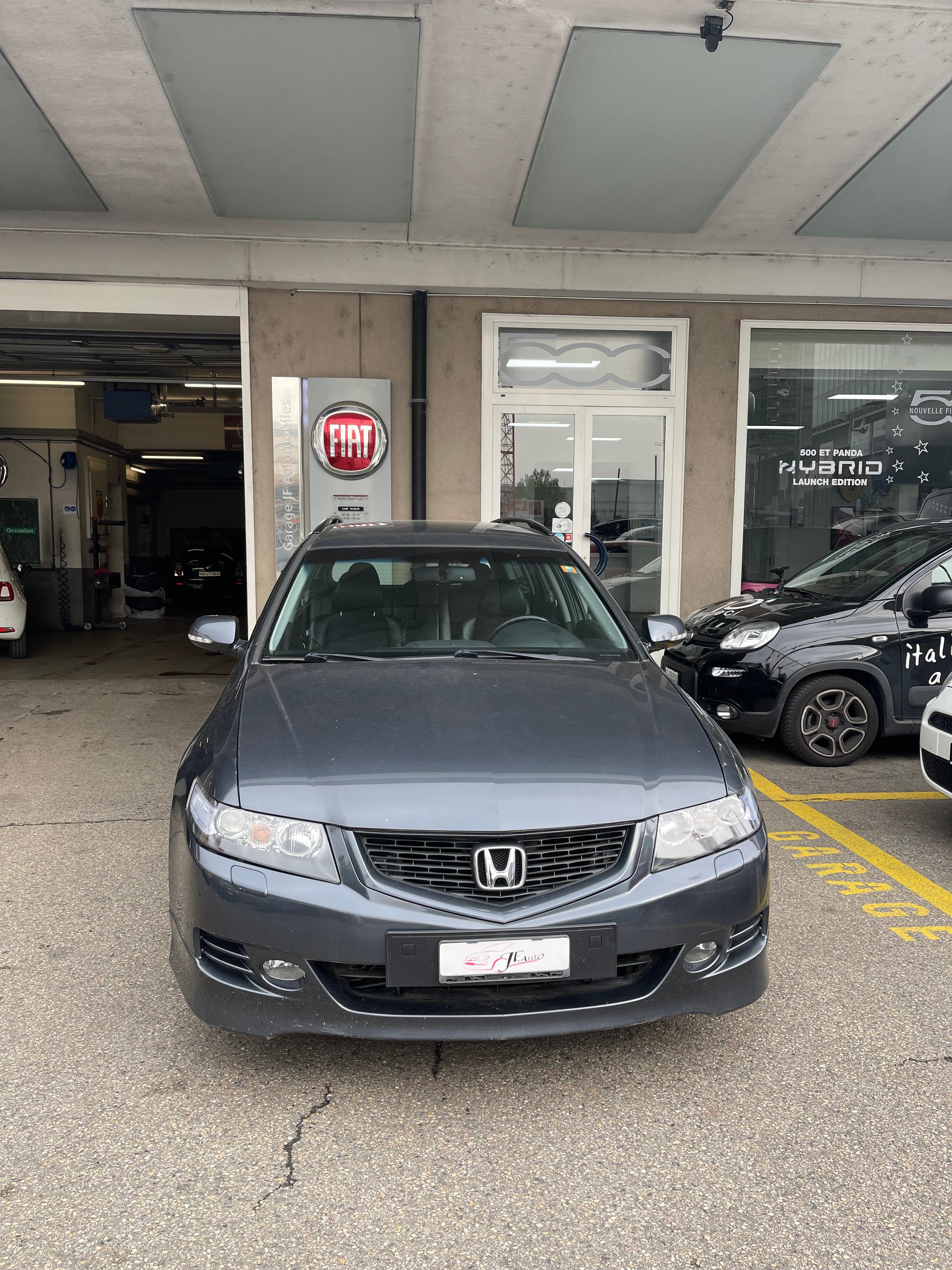 HONDA Accord Tourer 2.4i Executive