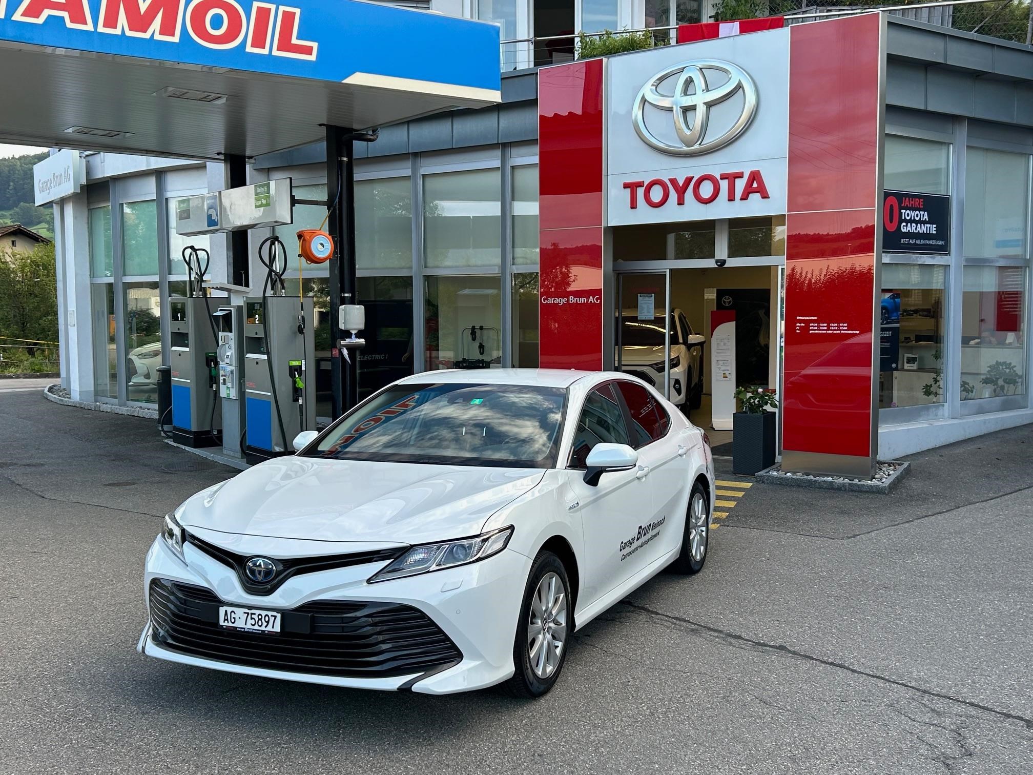 TOYOTA Camry 2.5 HSD Business