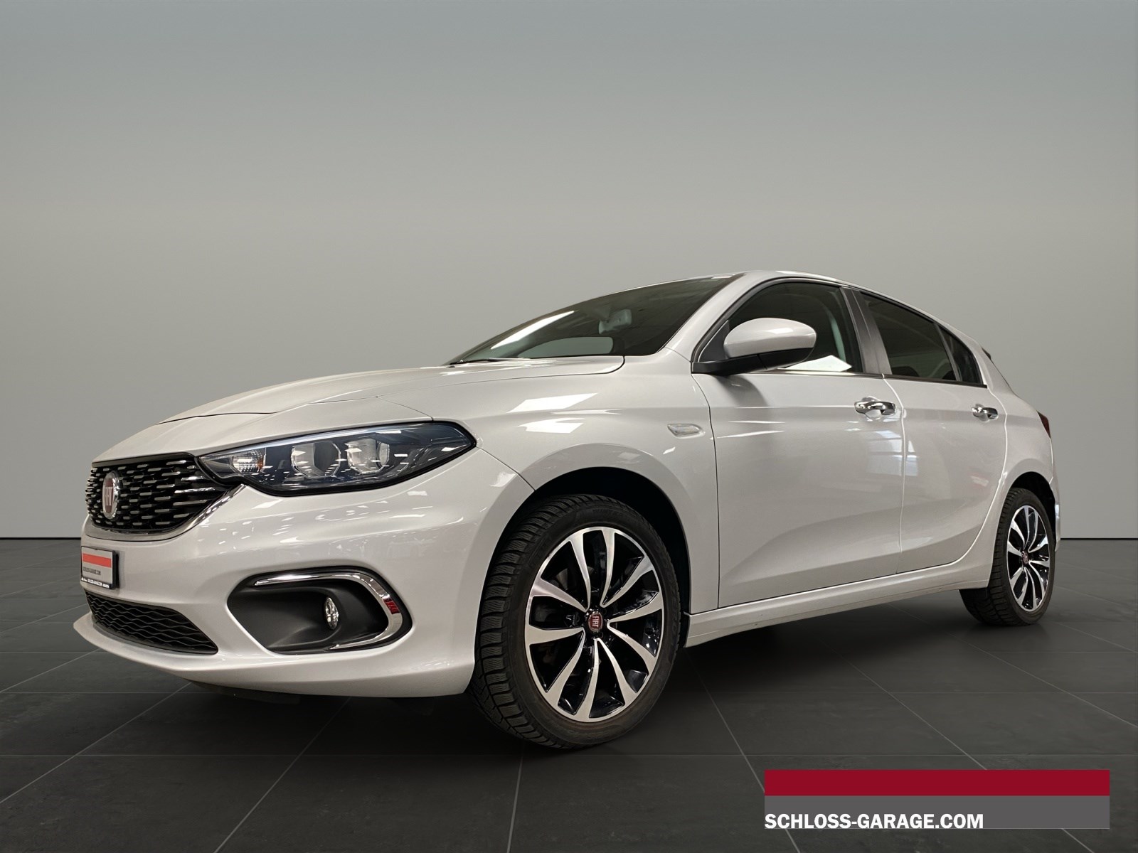 FIAT TIPO HB 1.6 MultiJet 120 DCT Lounge