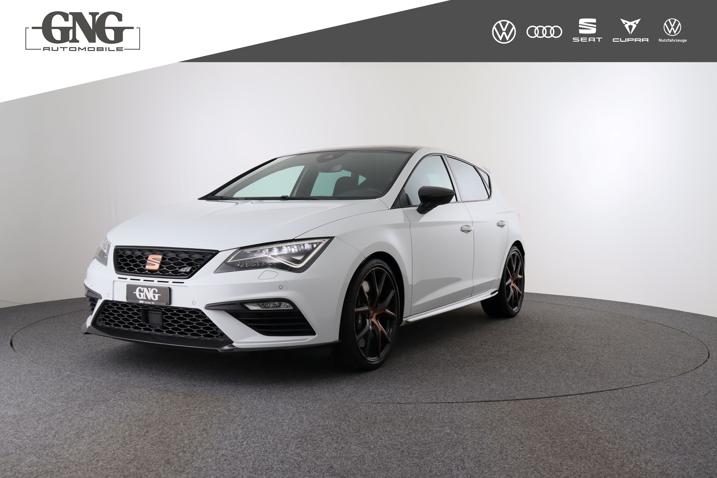 SEAT Leon 2.0 TSI Cupra 290 DSG