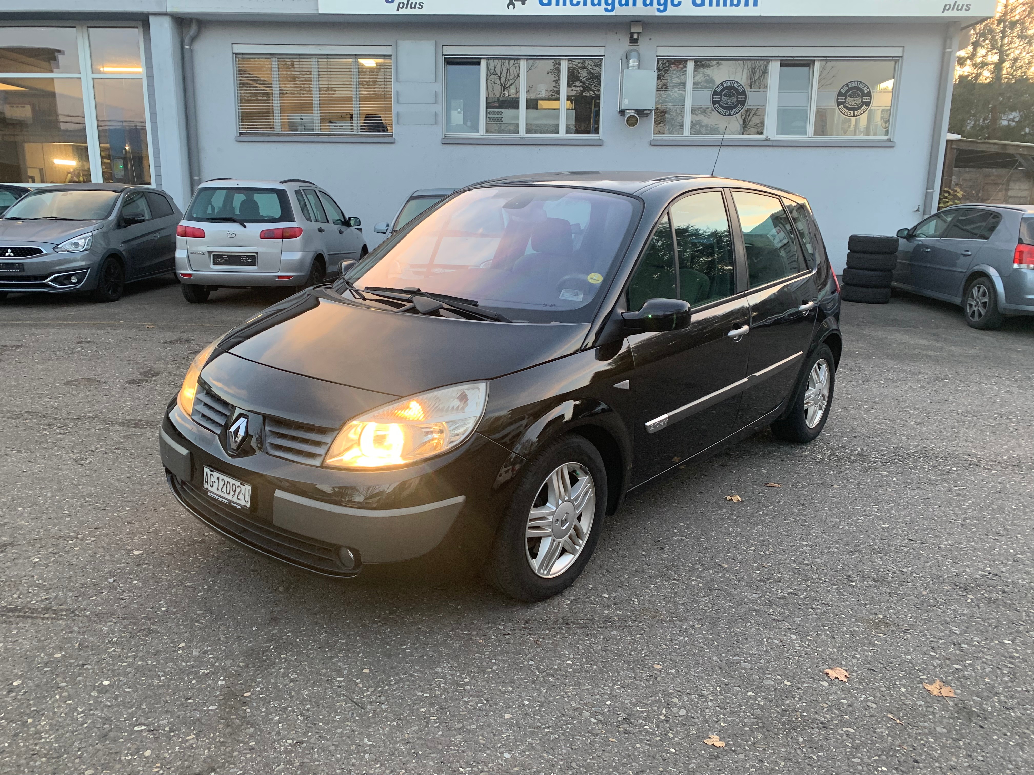 RENAULT Scénic 2.0 16V Privilège