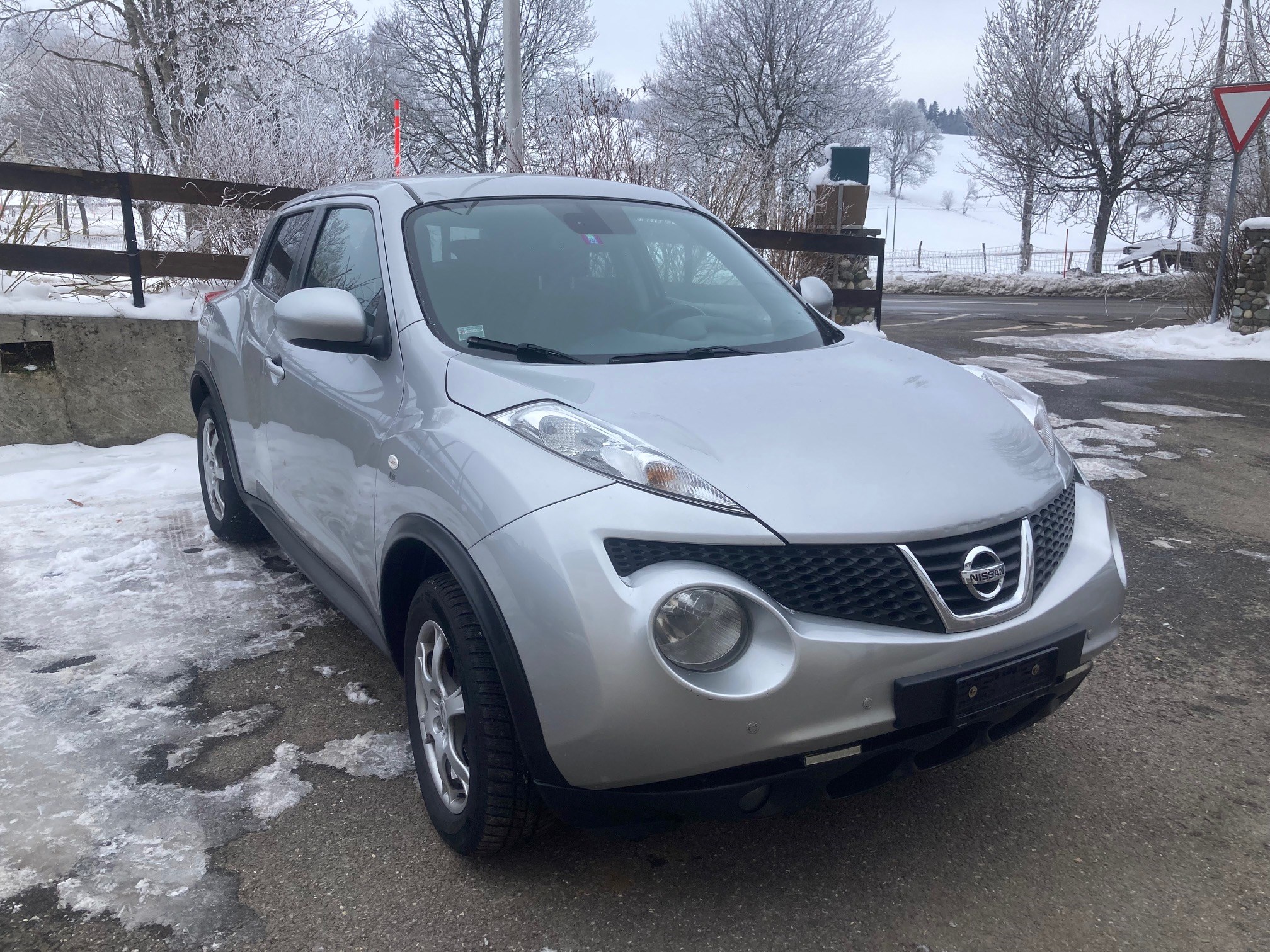 NISSAN Juke 1.6 DIG-T tekna 4x4 Xtronic M-CVT