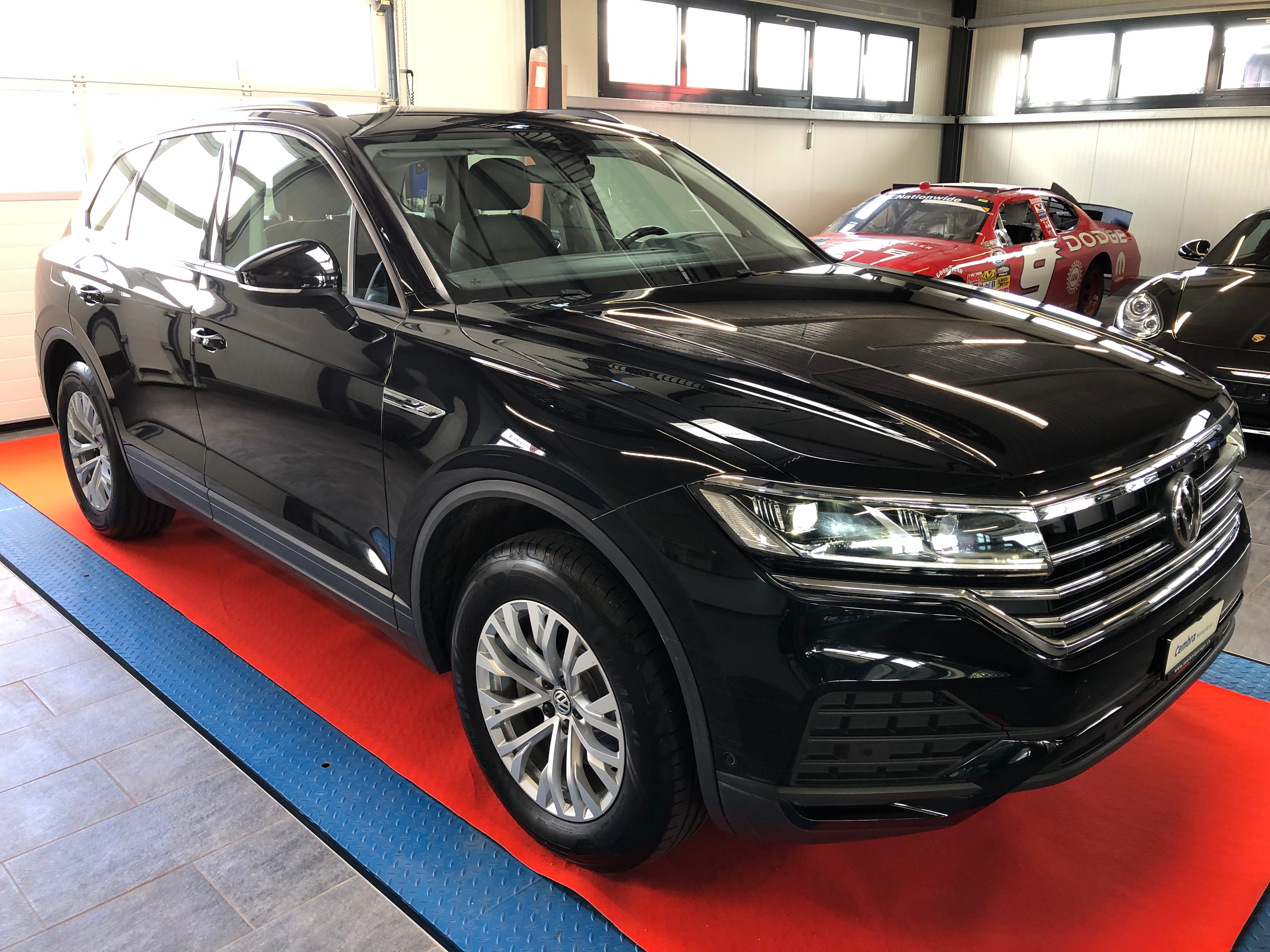 VW Touareg 3.0 TDI Elegance Tiptronic