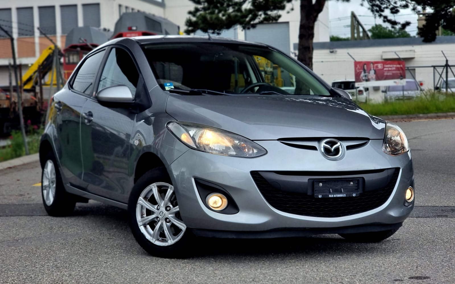 MAZDA 2 1.3i 16V Exclusive