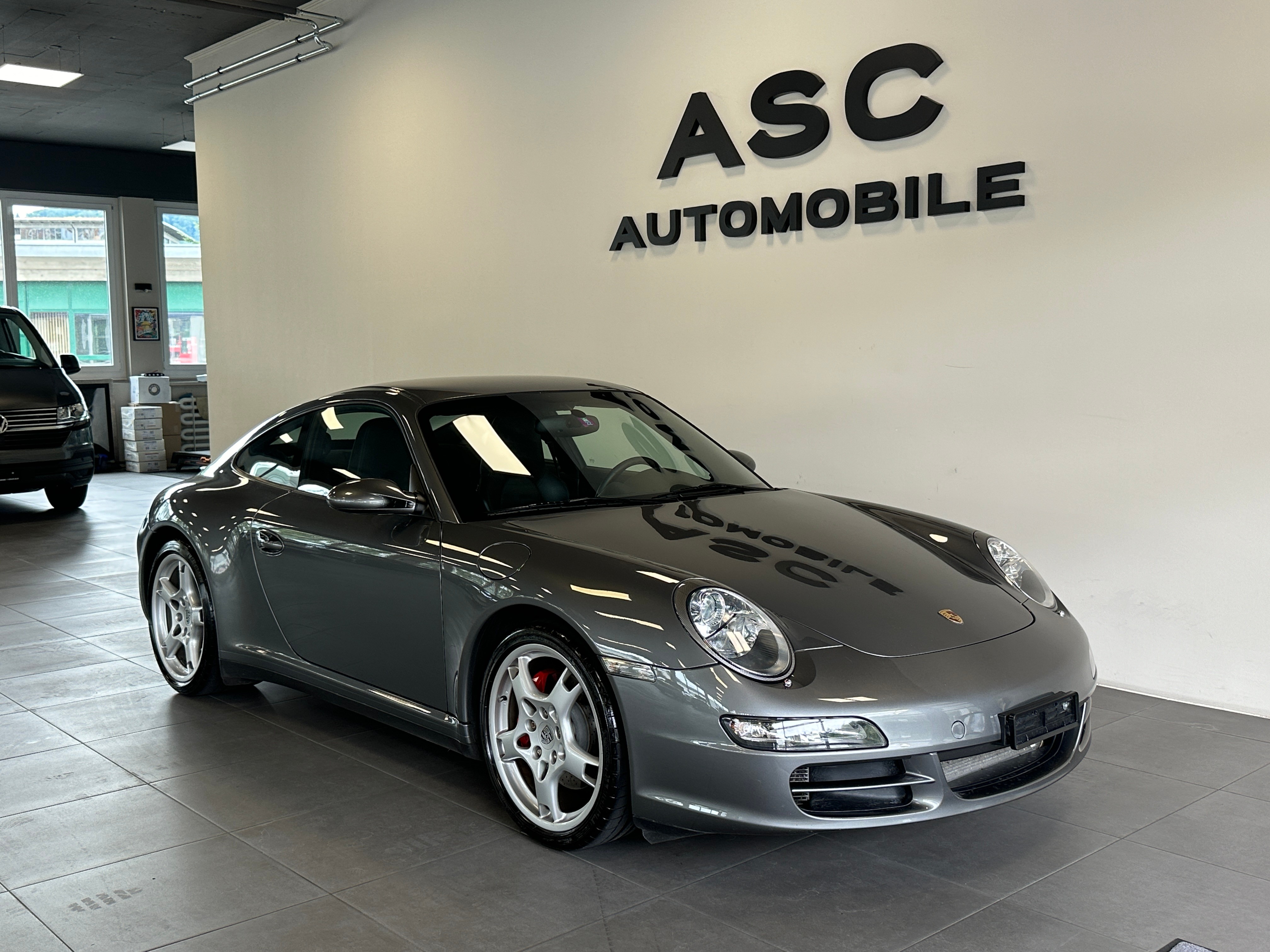 PORSCHE 911 Carrera 4S