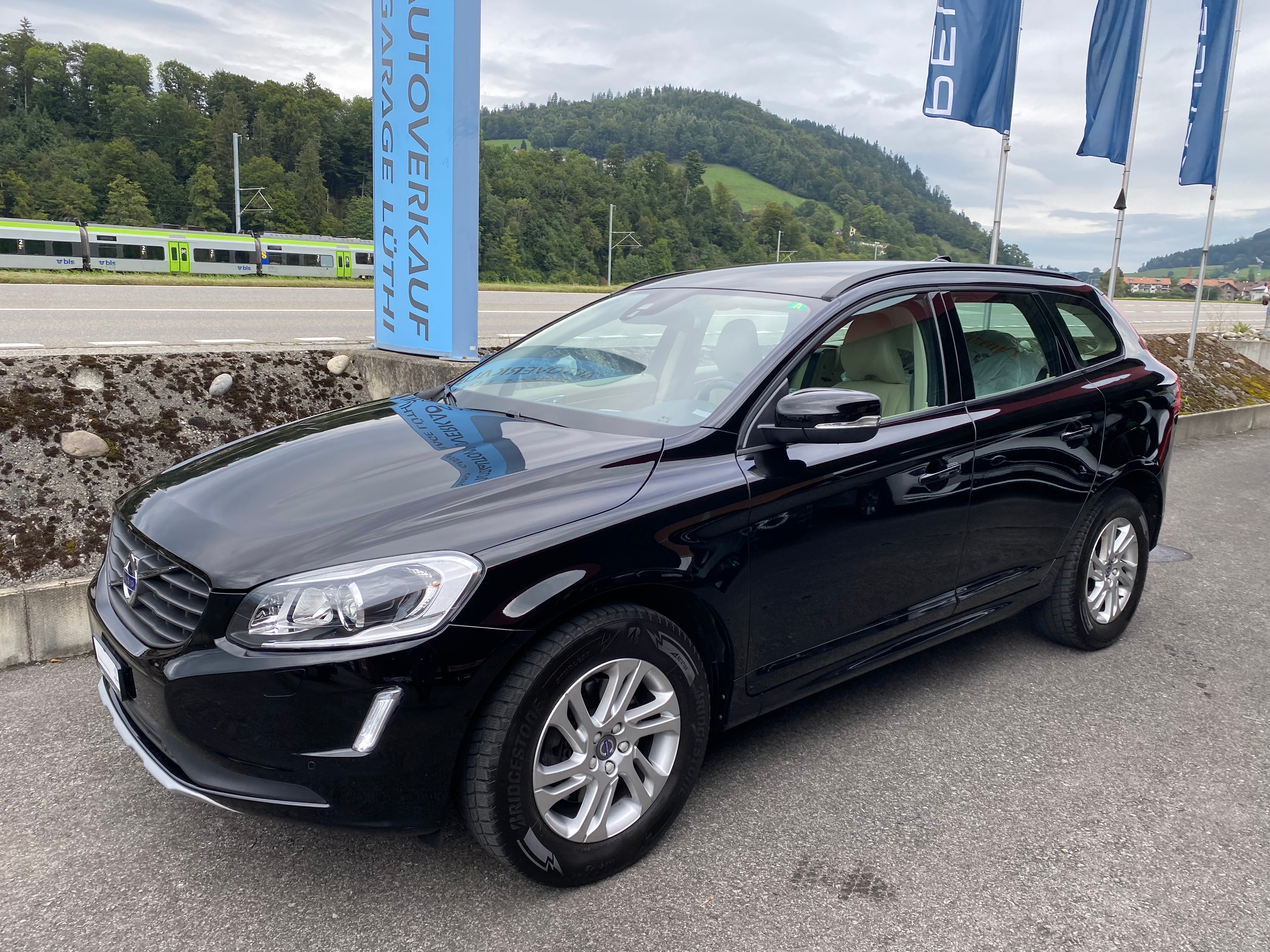 VOLVO XC60 D4 AWD Summum