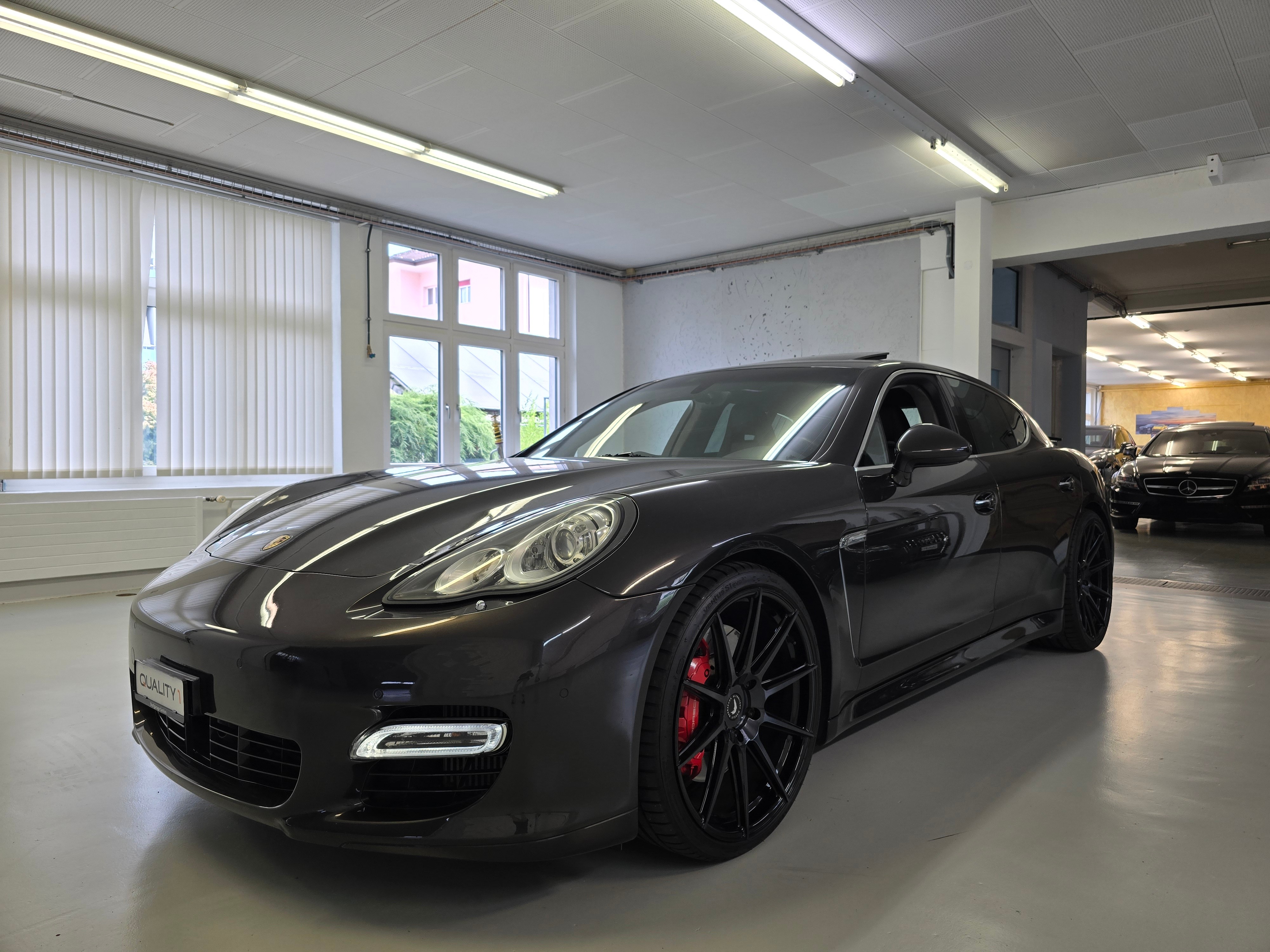 PORSCHE Panamera Turbo 4.8 PDK