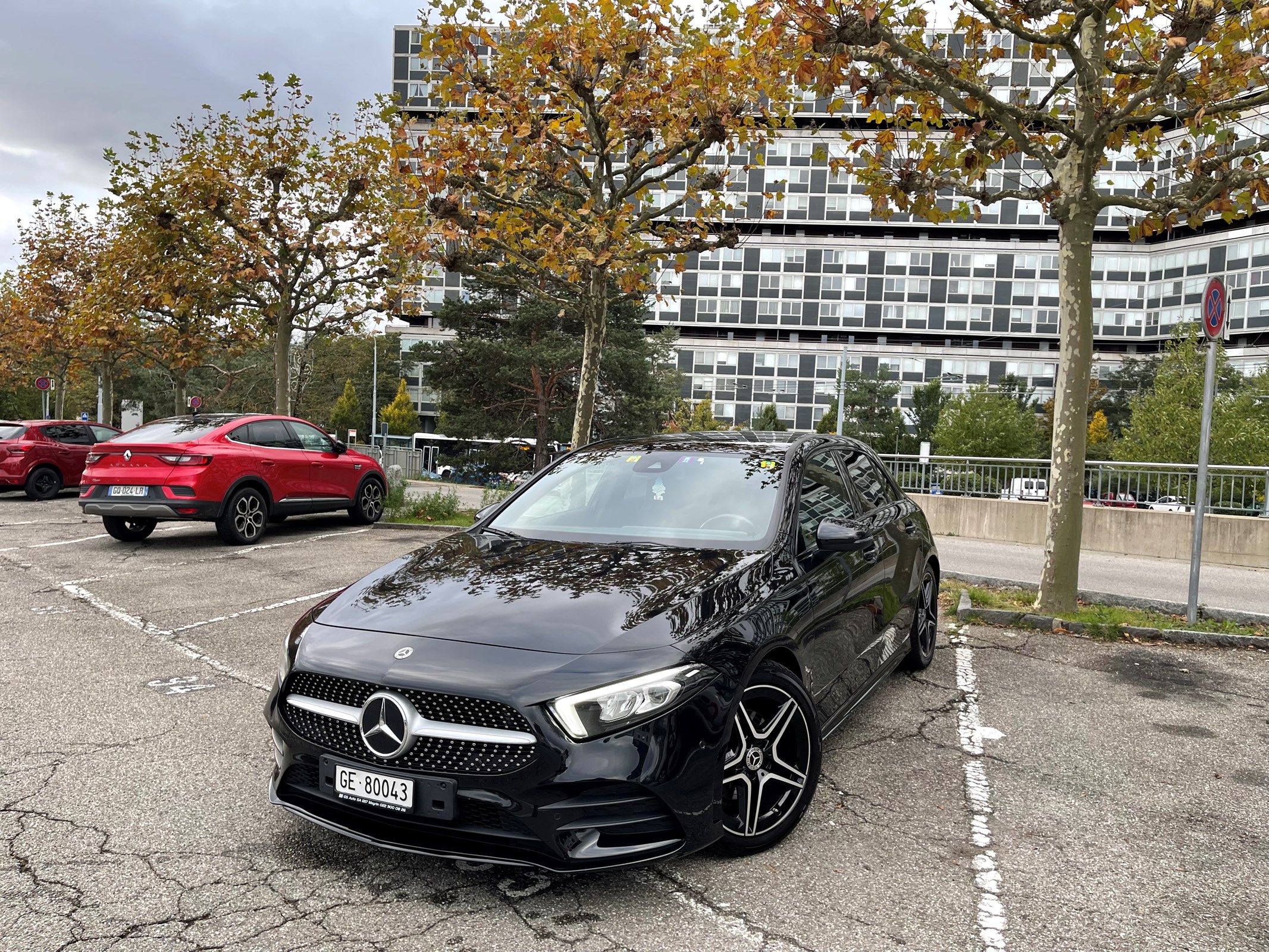 MERCEDES-BENZ A 180 d AMG Line