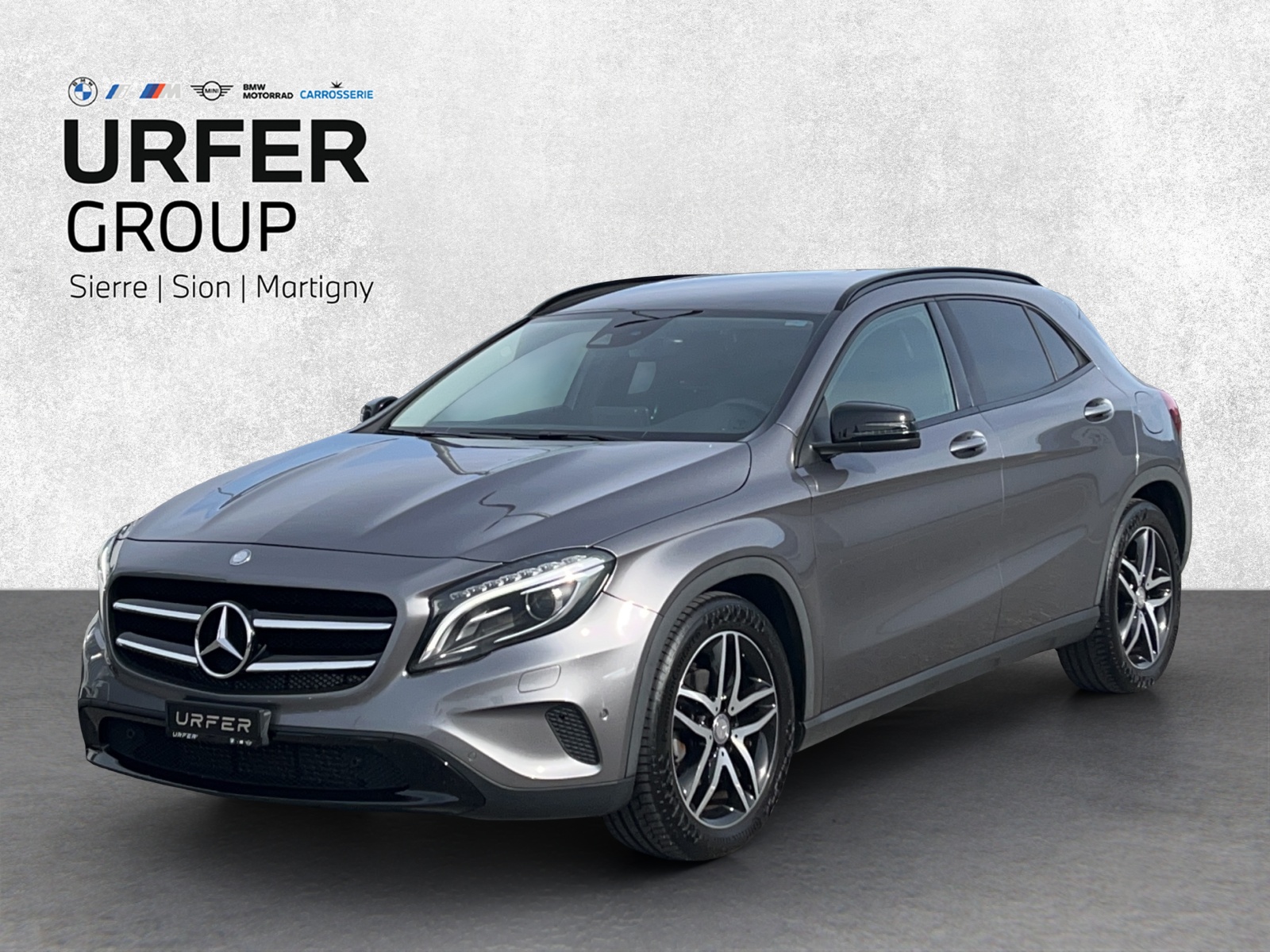 MERCEDES-BENZ GLA 200 Style 7G-DCT