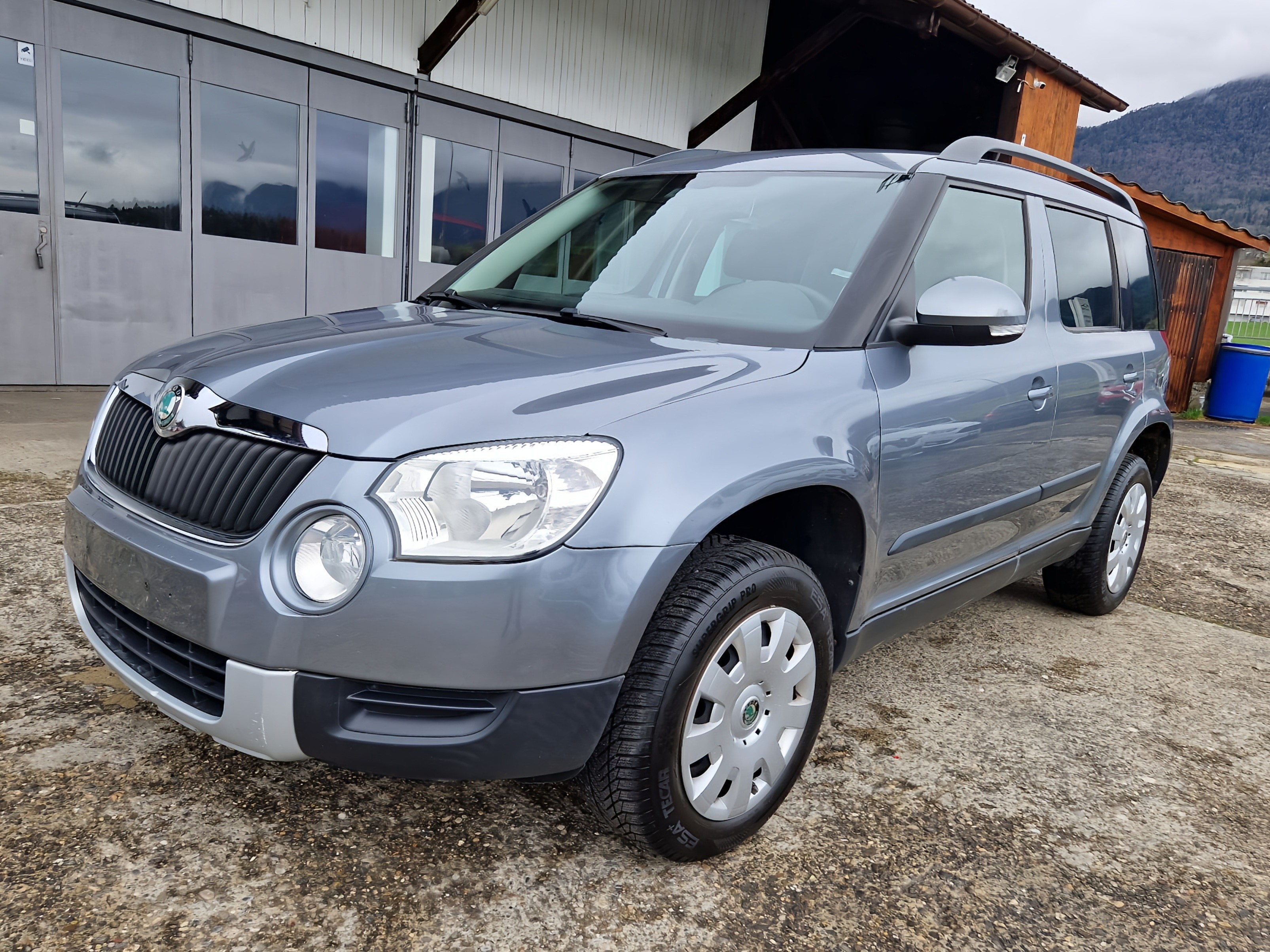 SKODA YETI 1.8 TSI CLEVER 4X4 - *AB MFK* · *FRISCH AB SERVICE*