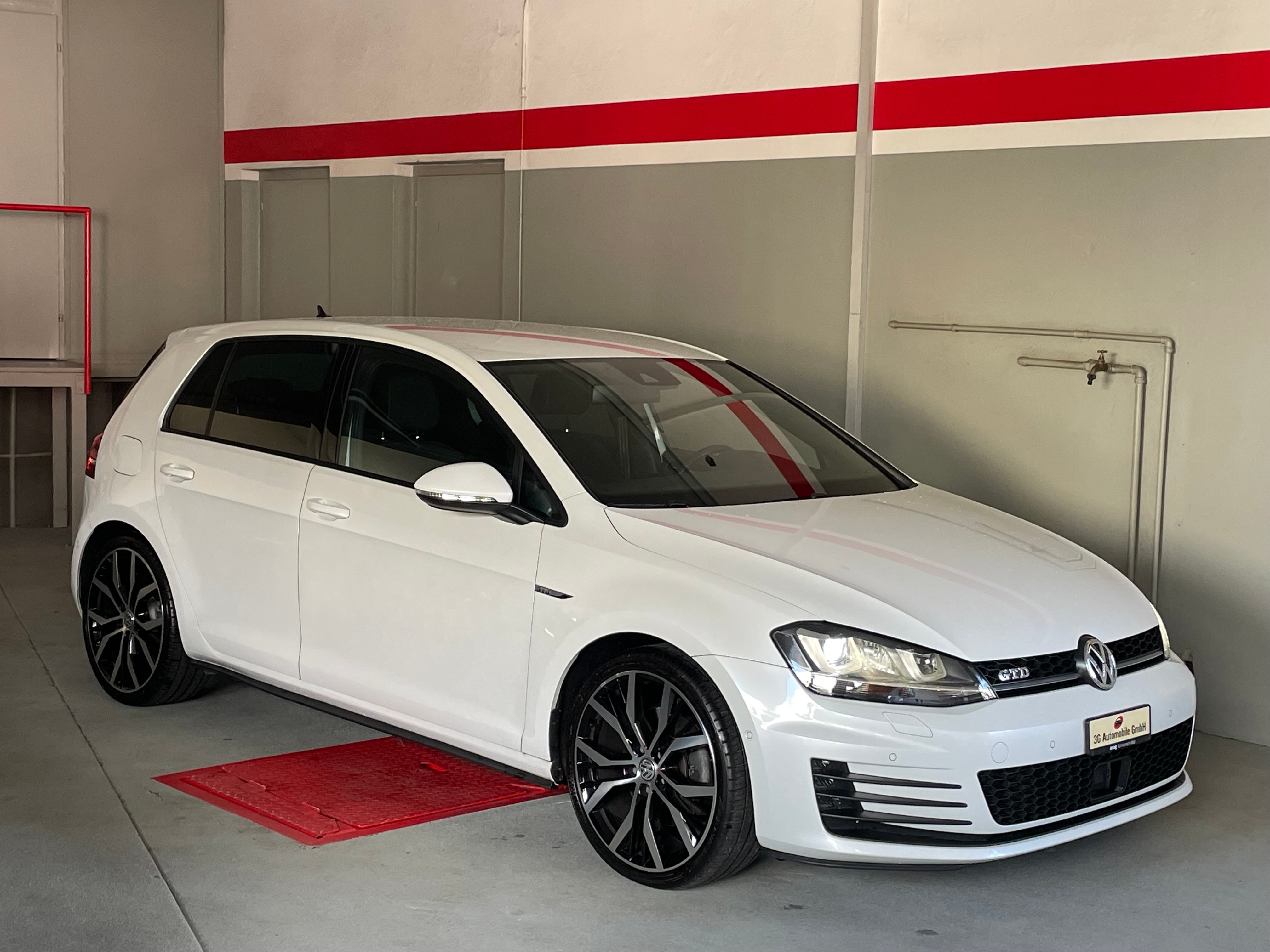 VW Golf 2.0 TDI GTD DSG