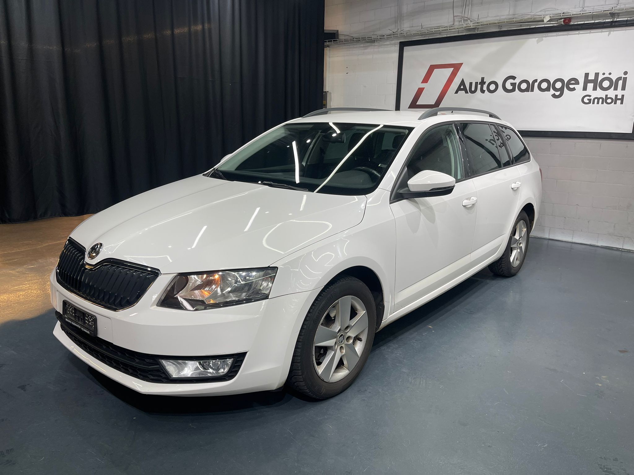 SKODA Octavia Combi 1.6 TDI Ambition DSG