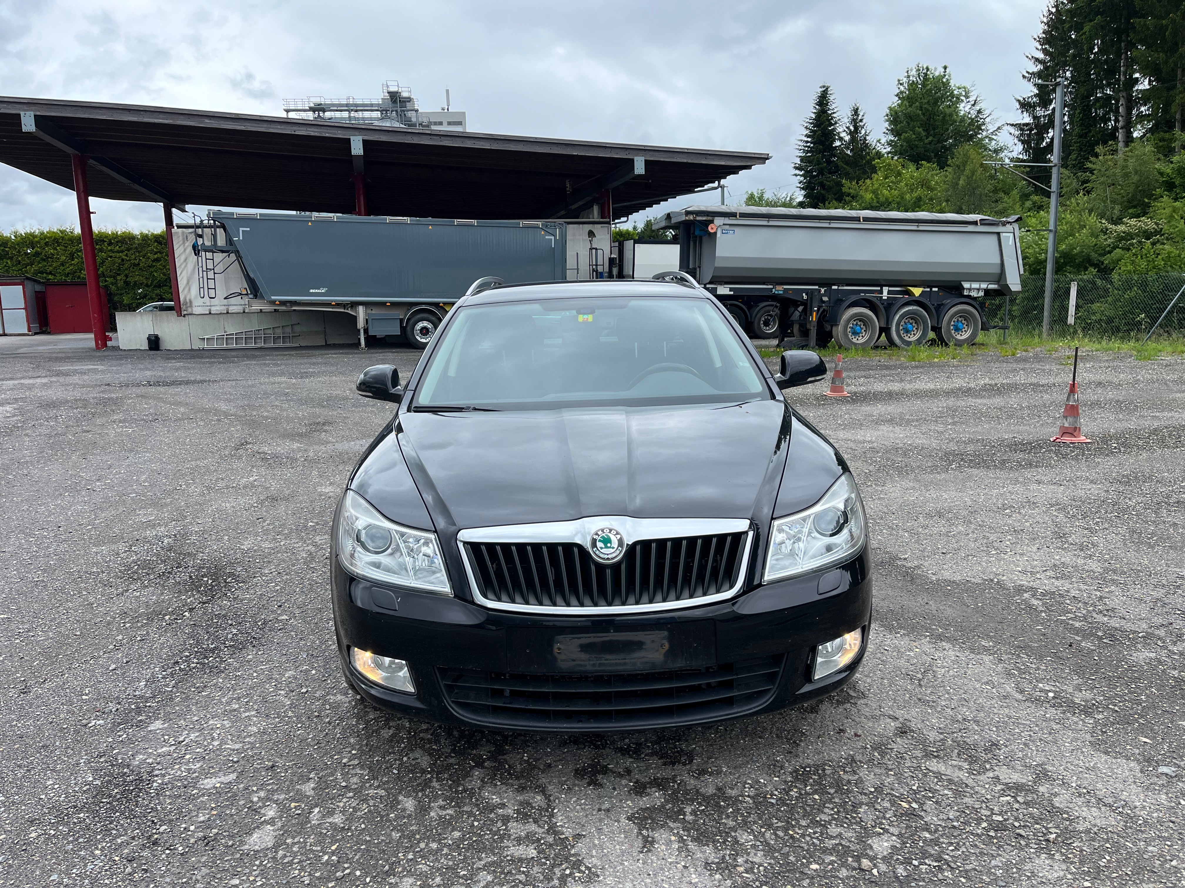 SKODA Octavia Combi 1.8 TSI Elegance 4x4