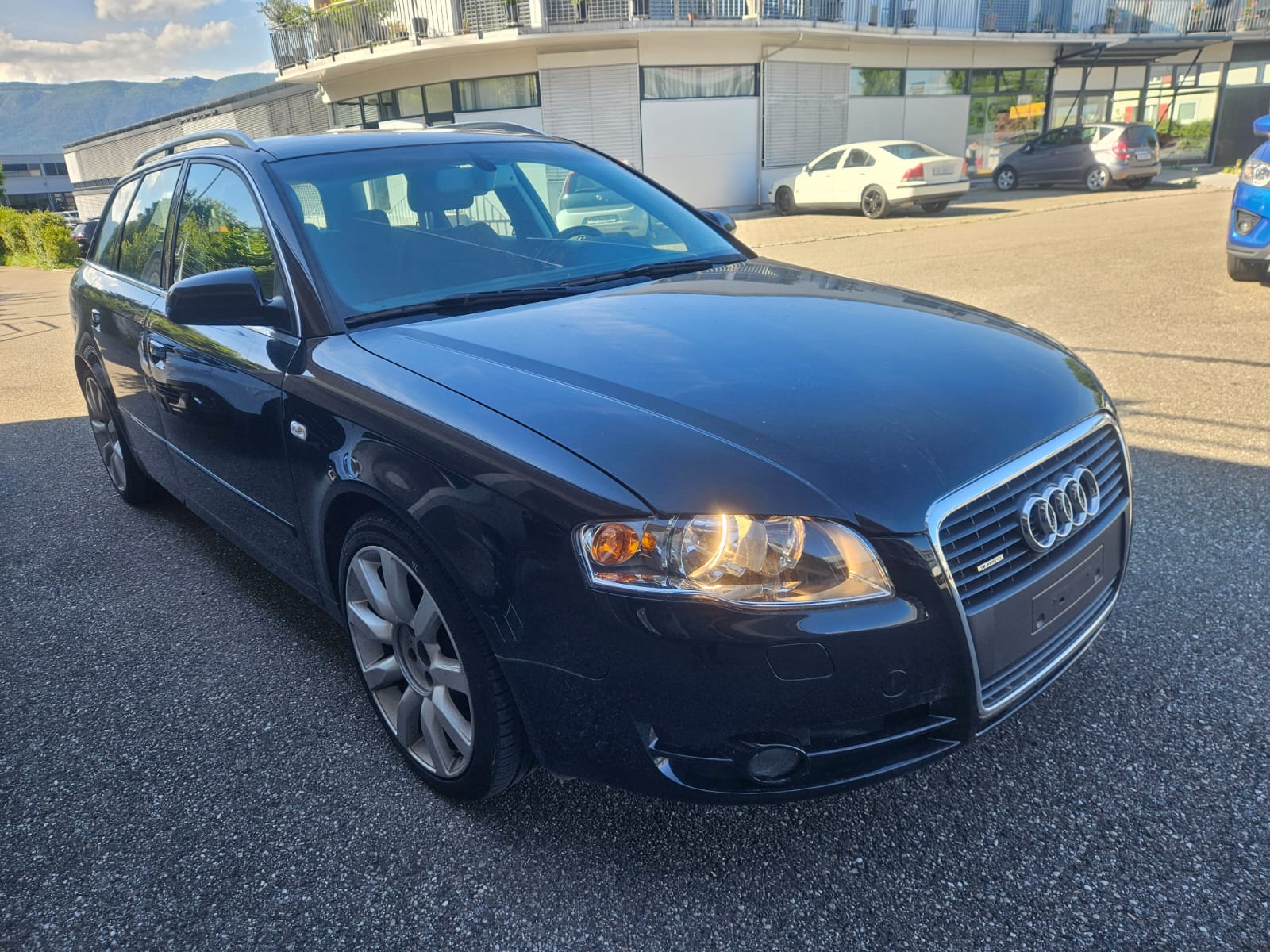 AUDI A4 2.0 Turbo FSI quattro