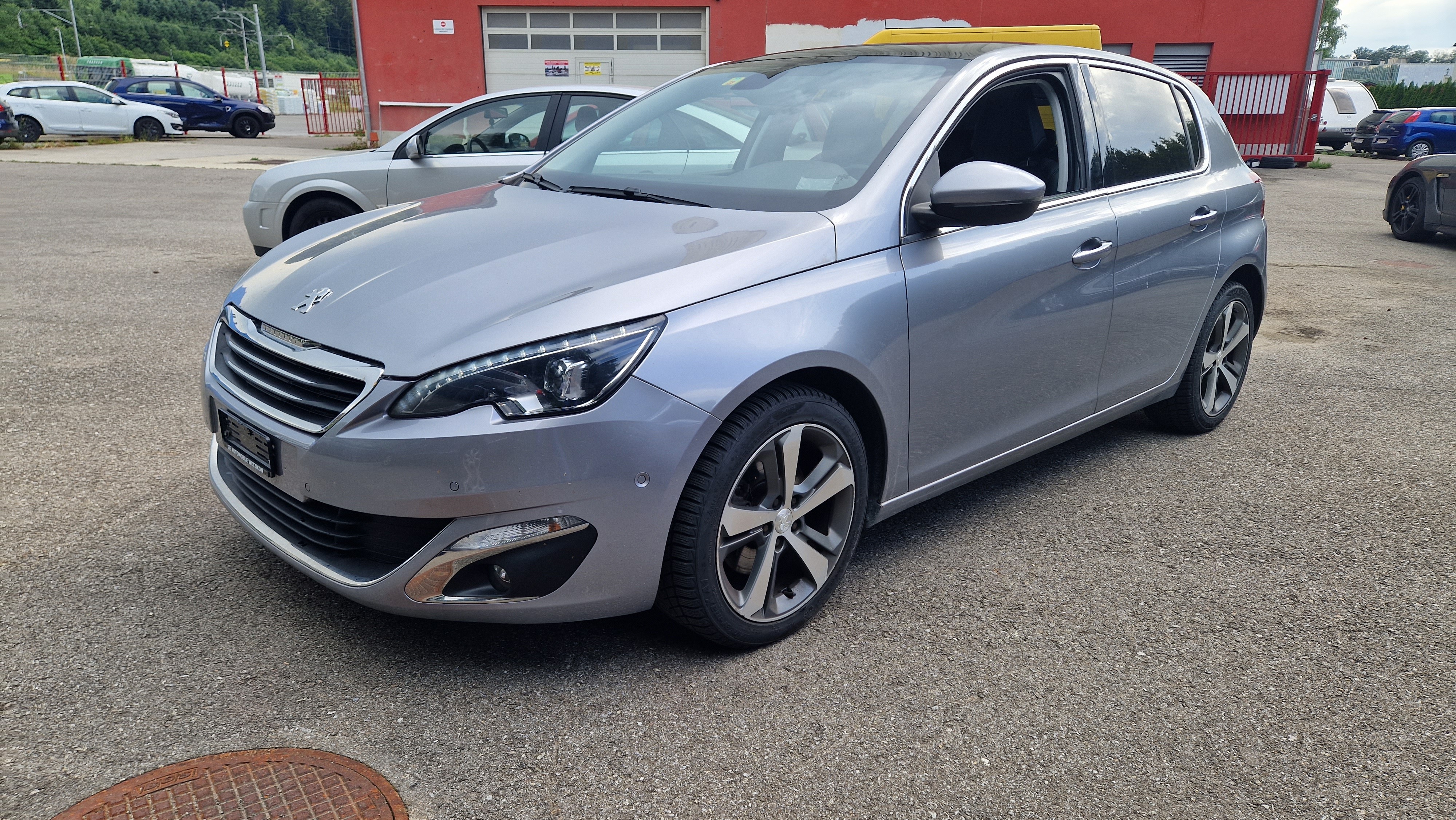 PEUGEOT 308 1.6 THP Allure