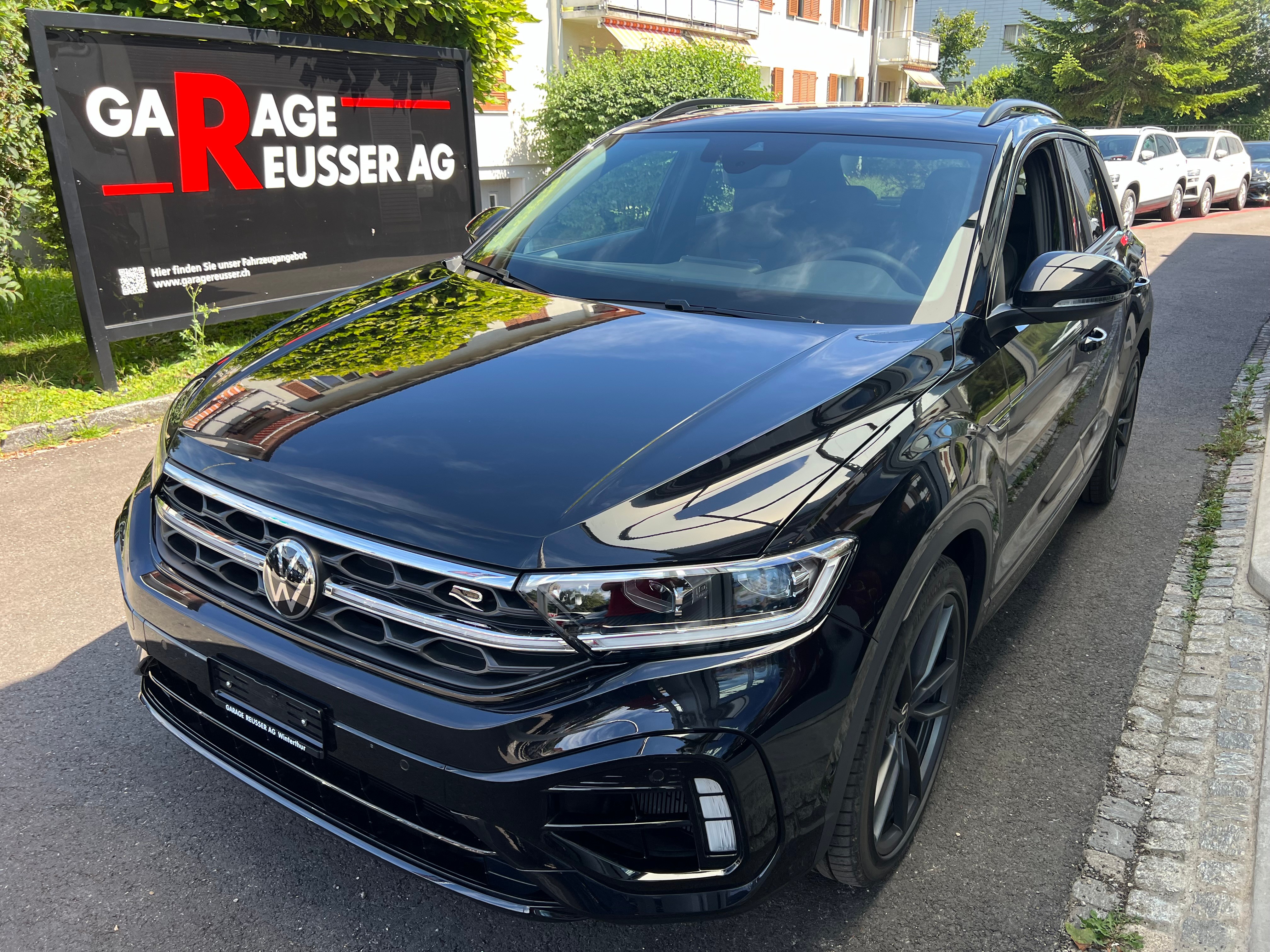 VW T-ROC 2.0 TSI R DSG 4Motion *** BLACK STYLE MIT AKRAPOVIC ***