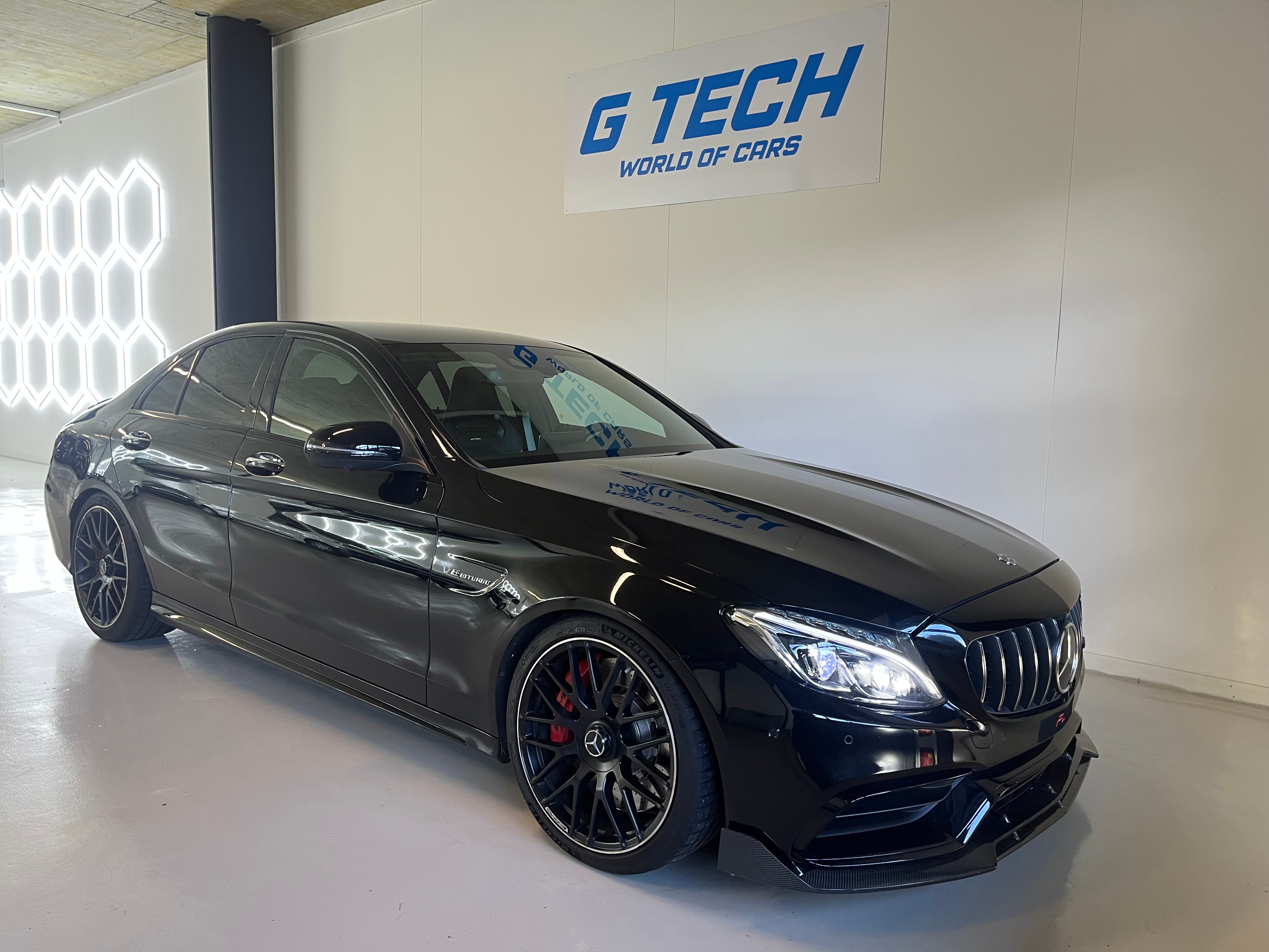 MERCEDES-BENZ C 63 S AMG Speedshift