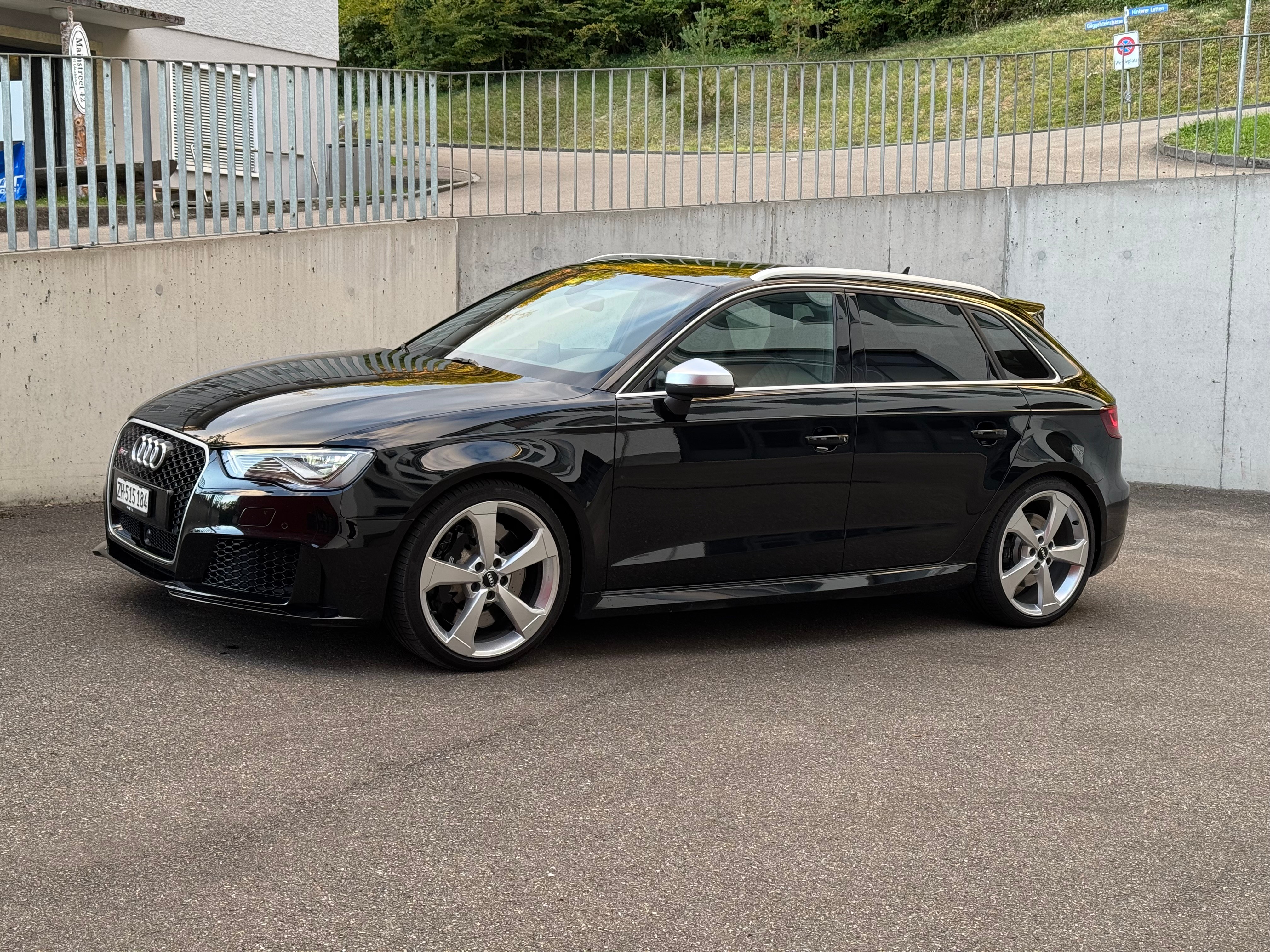 AUDI RS3 2.5 TSI quattro S-tronic