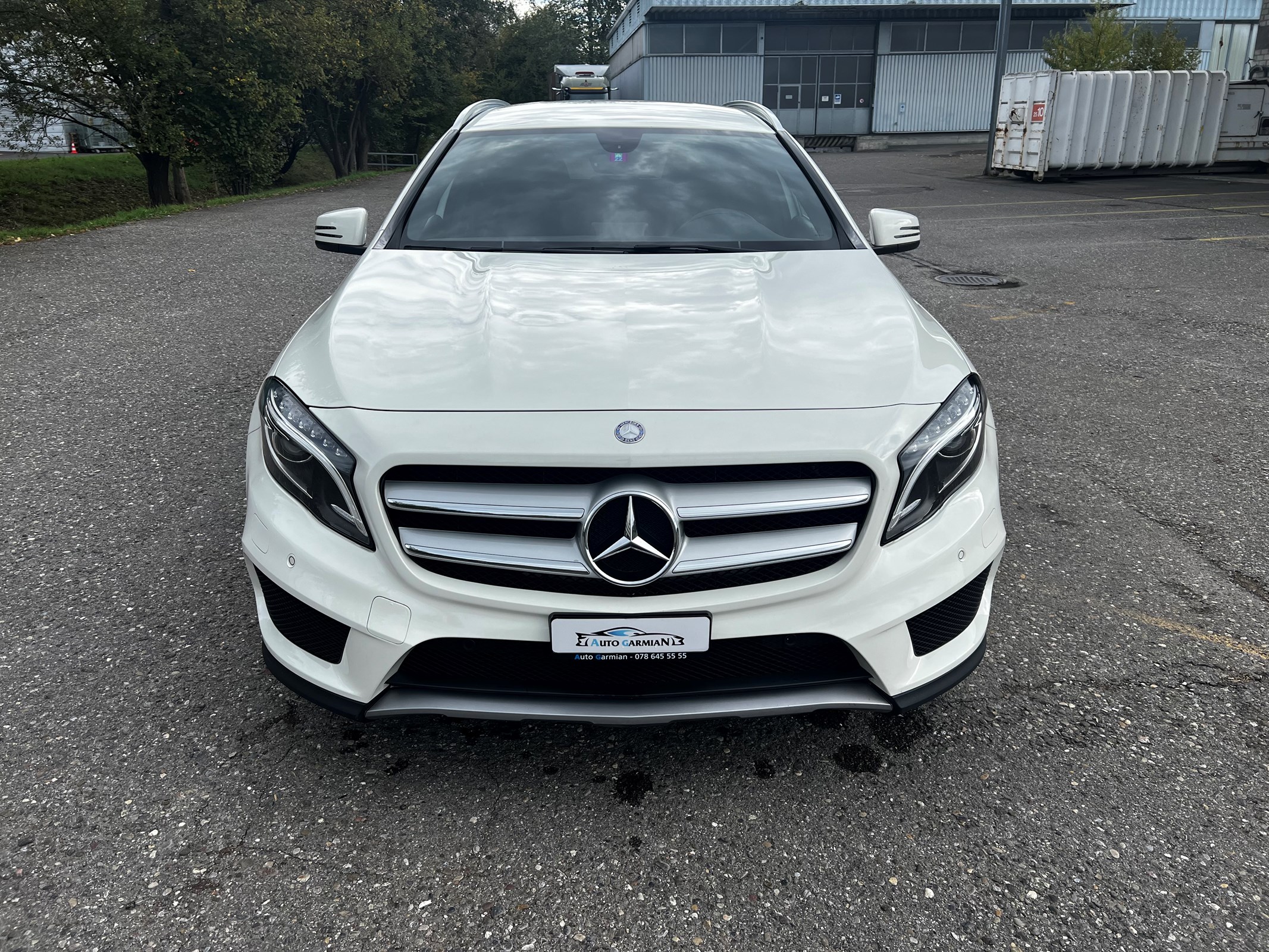 MERCEDES-BENZ GLA 200 AMG Line