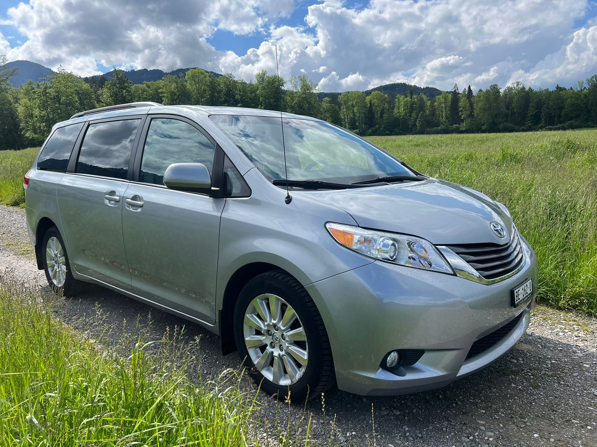 TOYOTA Sienna 3.5 A 4WD