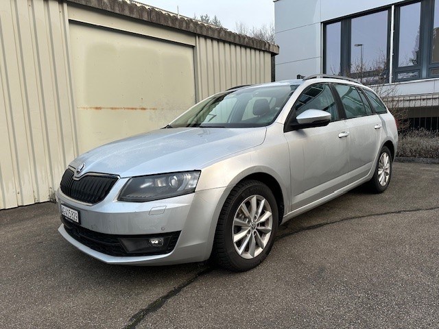 SKODA Octavia Combi 1.6 TDI Style DSG