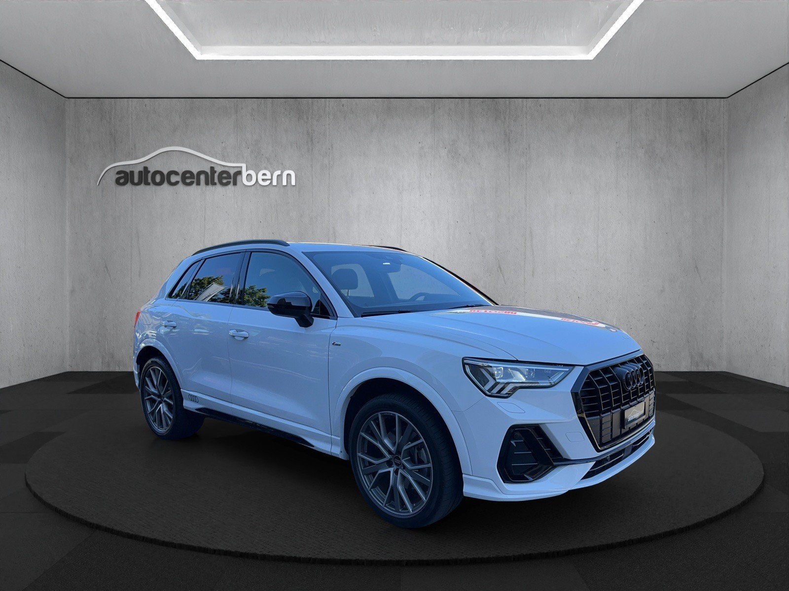 AUDI Q3 Sportback 45 TFSI e S line